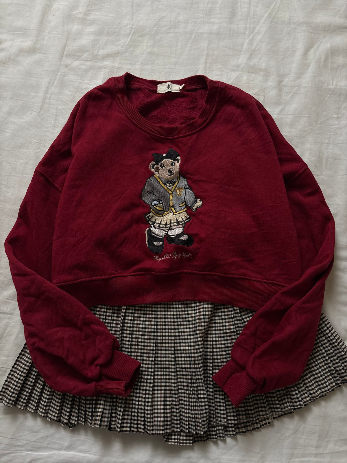 Bear pullover