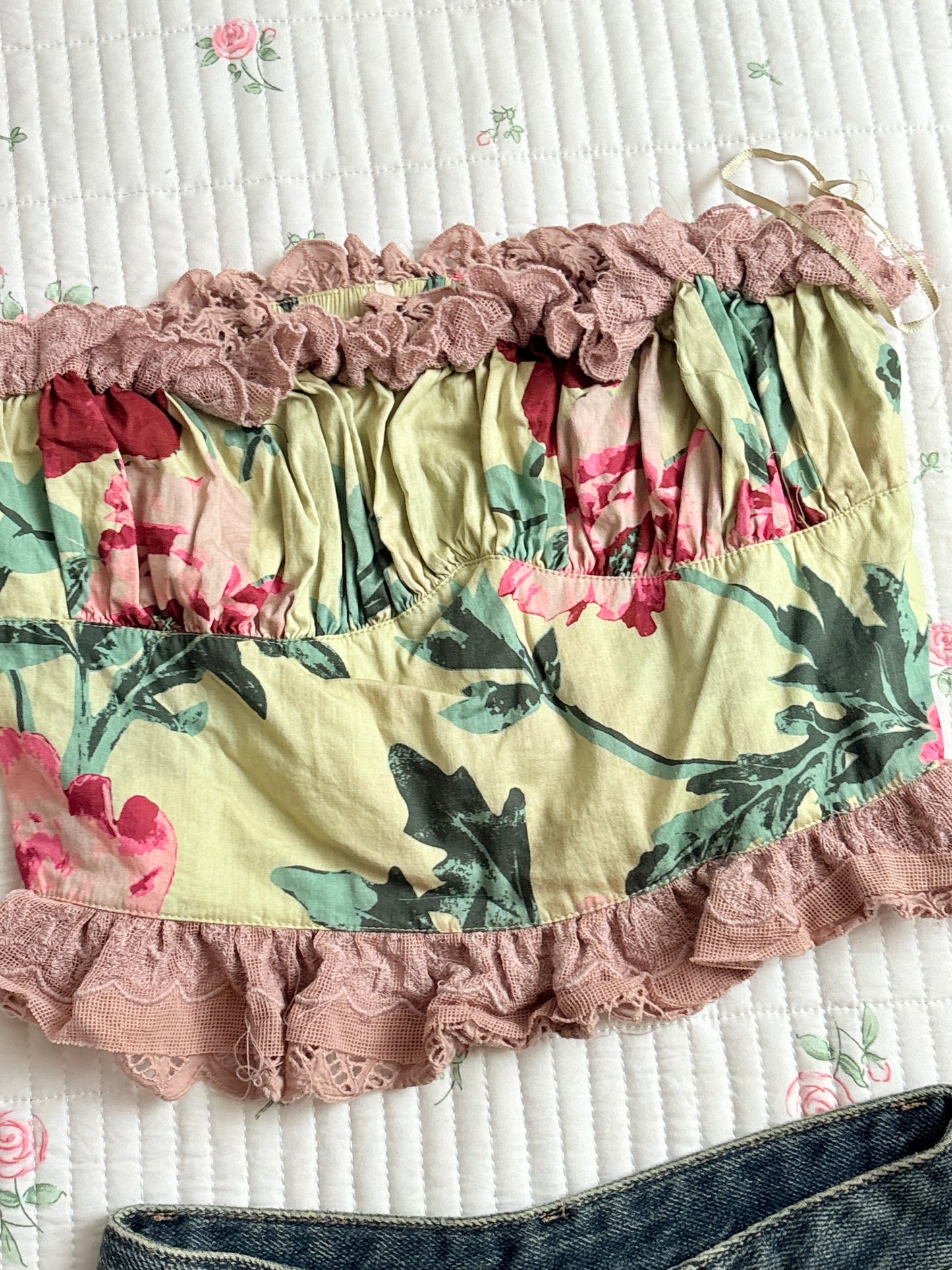 Floral tube