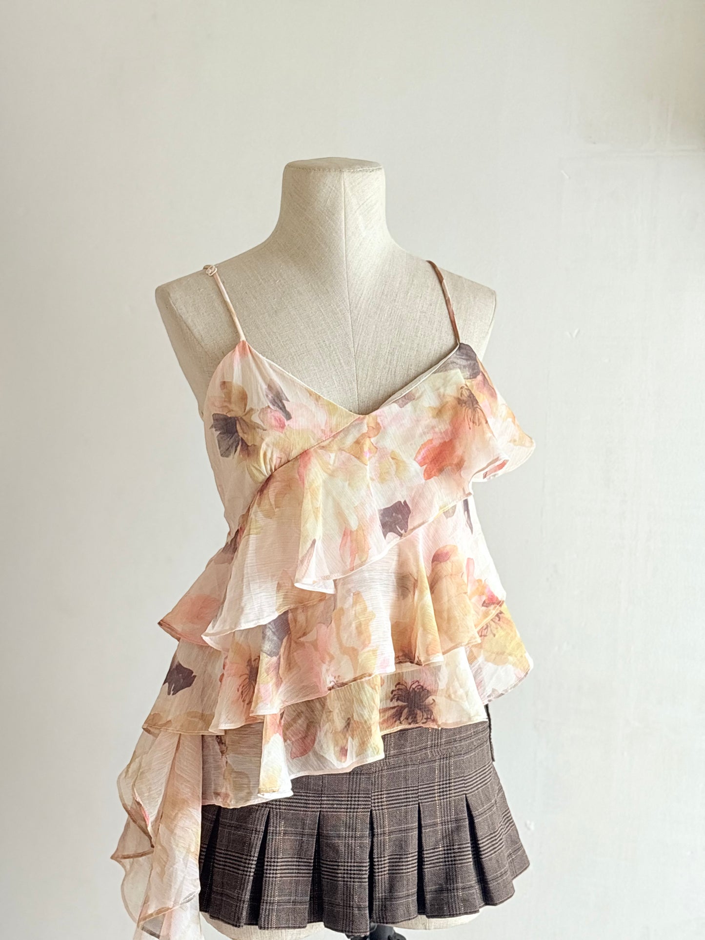 Floral ruffle top