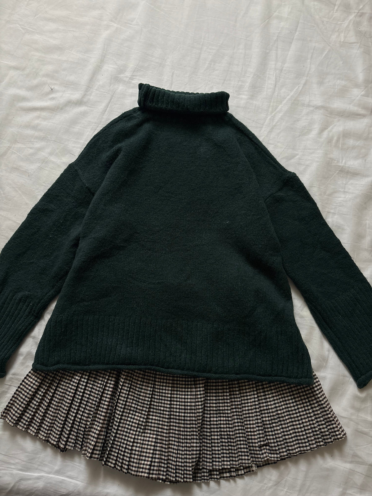 Forest green pullover