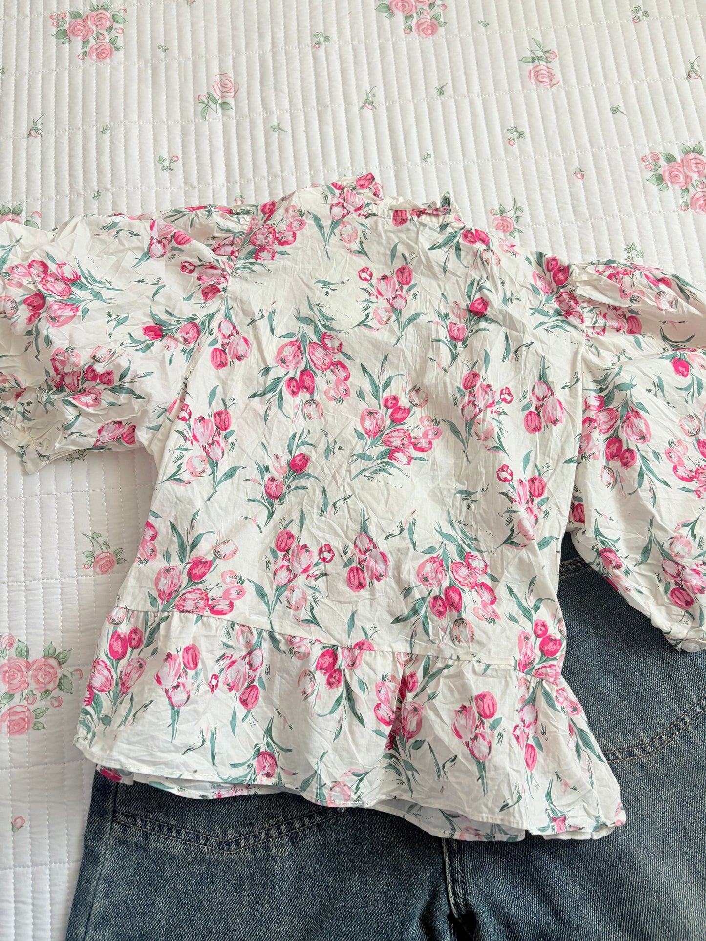 Floral ruched top