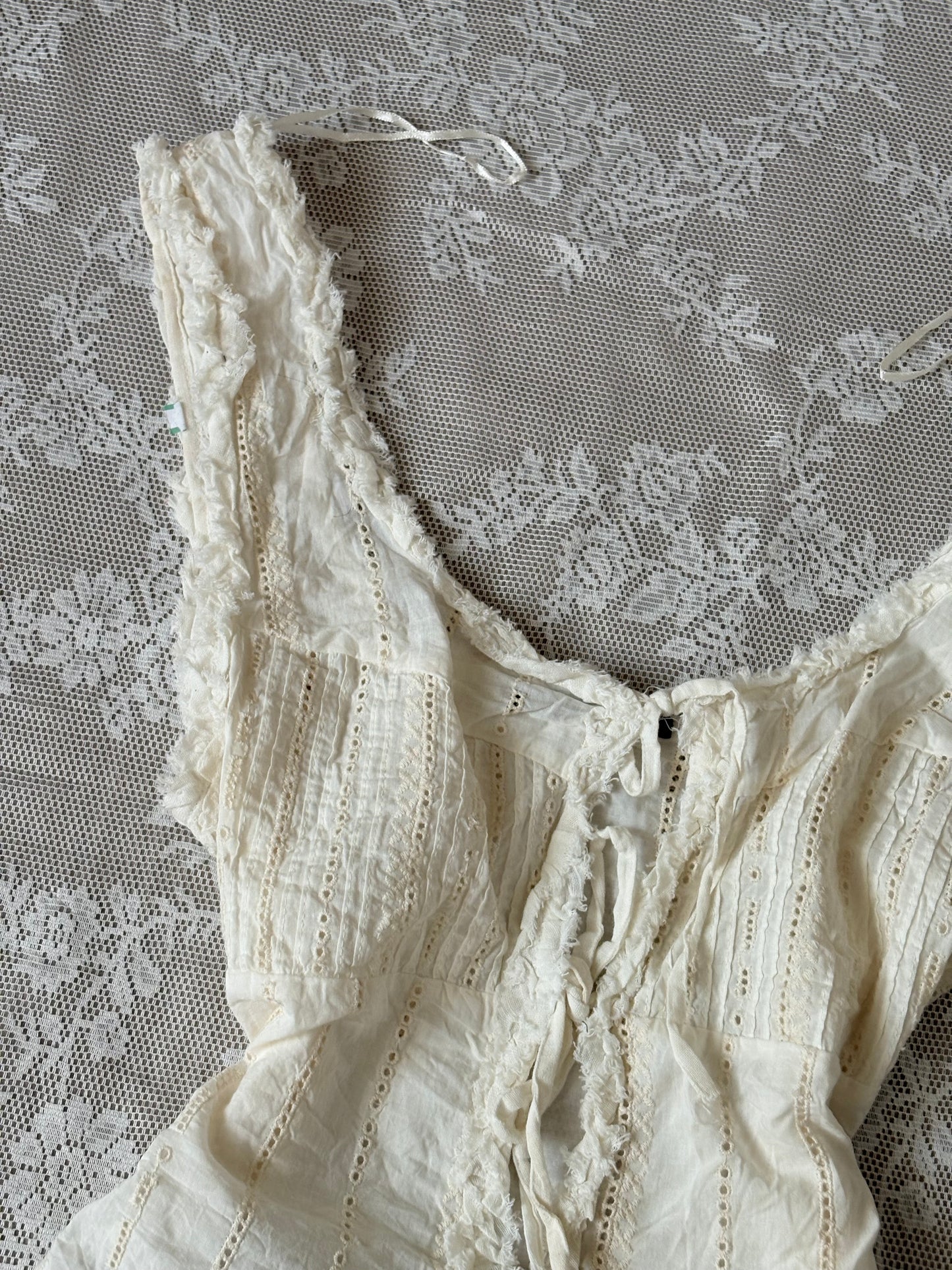 Cream tie top