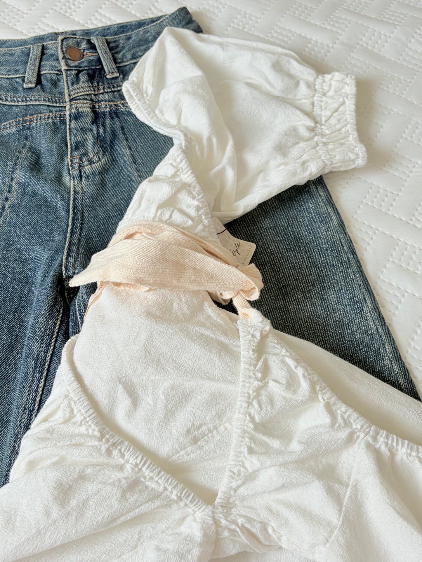 White tie top