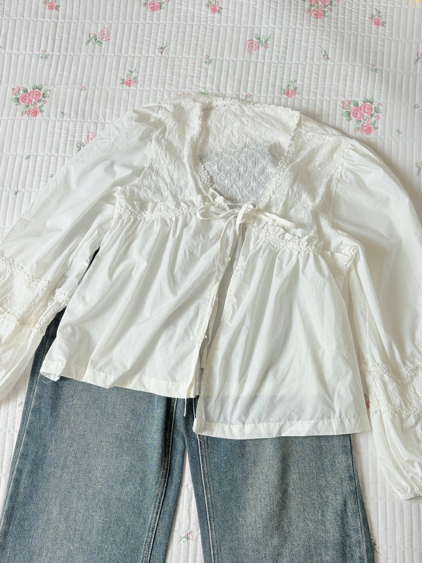White tie top