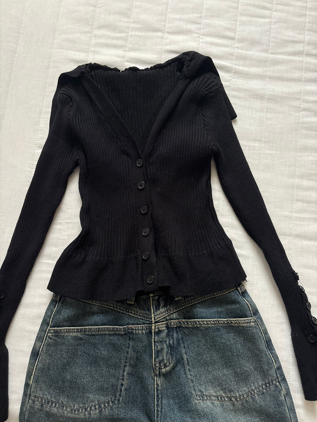 Black ribbed top