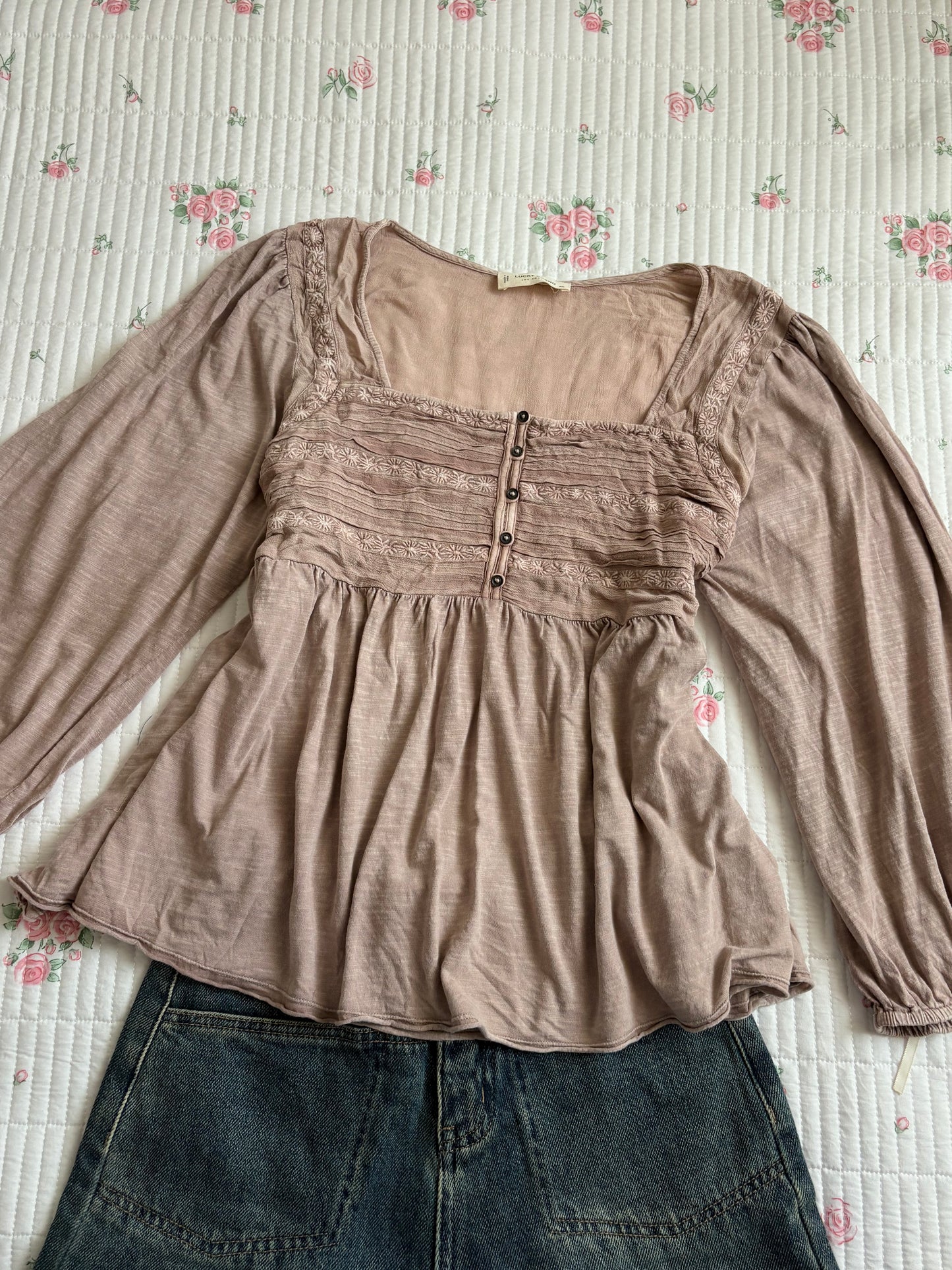 Mauve flare top