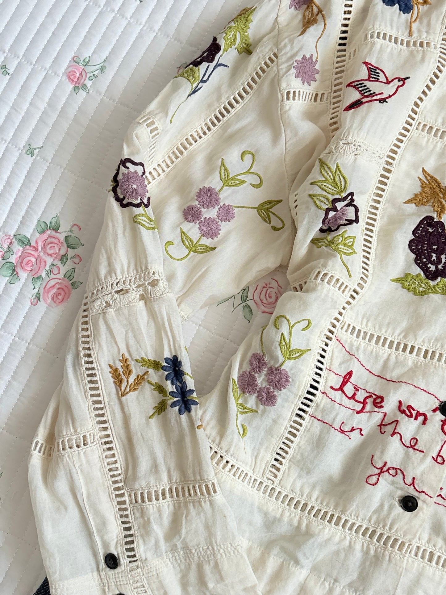Embroidered spring shirt