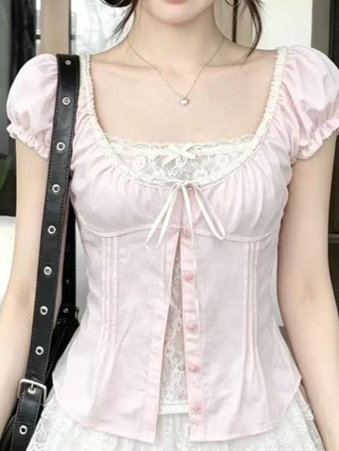 Juliette lace top
