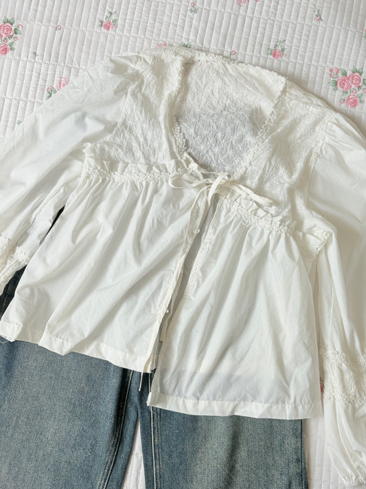 White tie top
