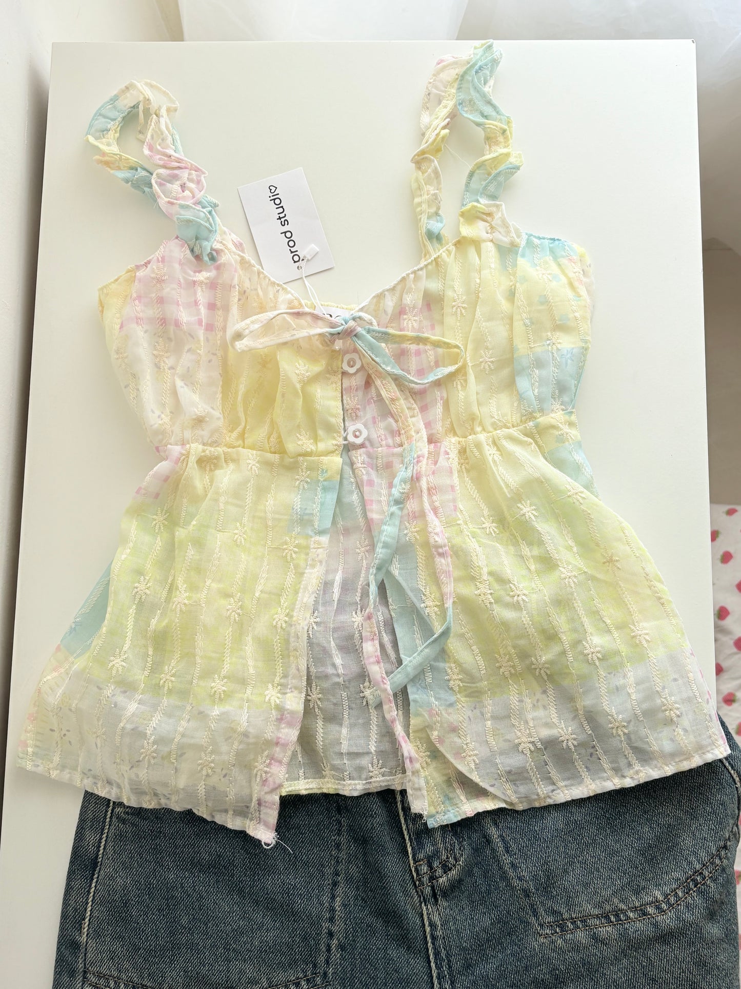 Milo colourful top