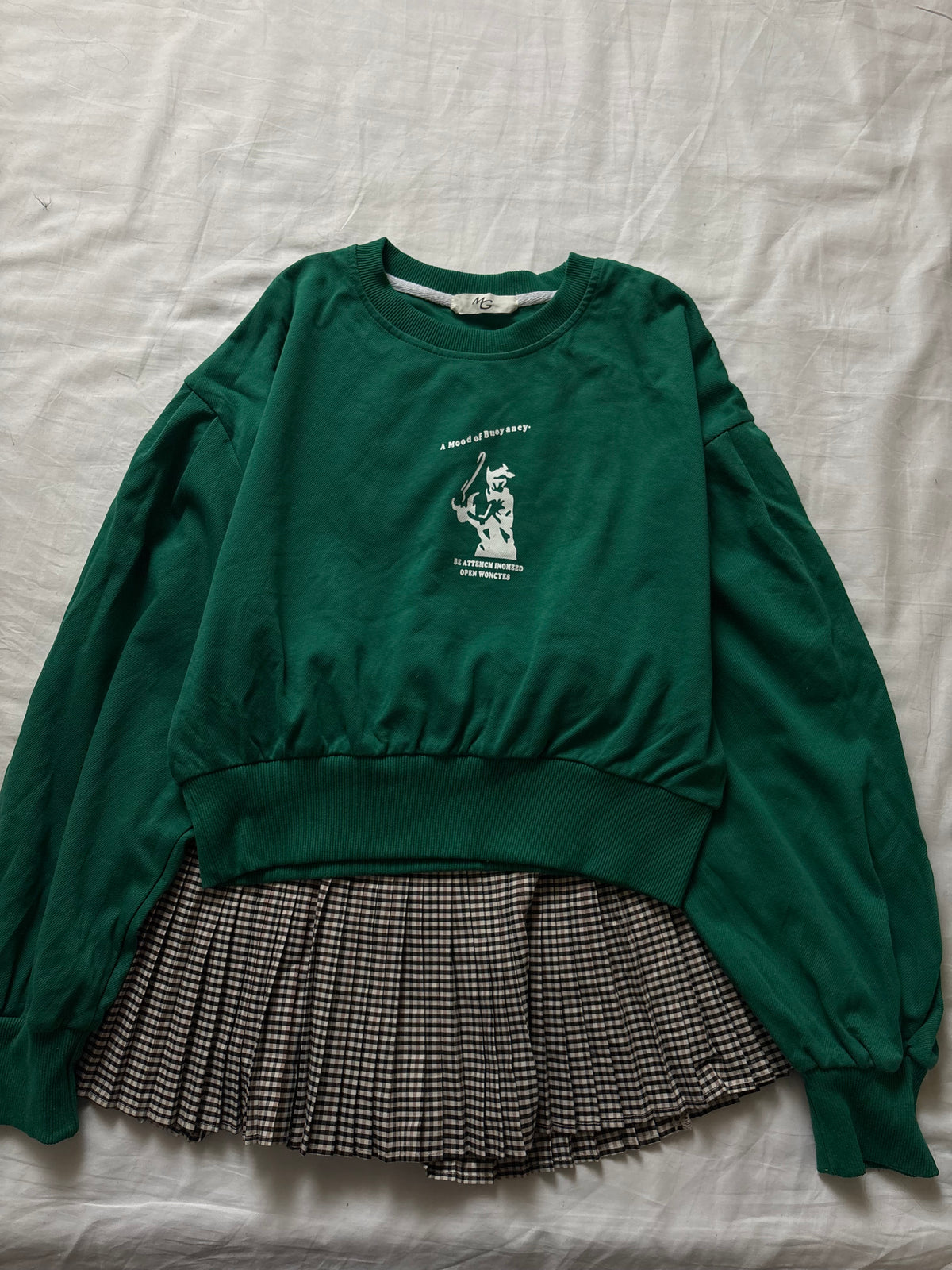 Green pullover