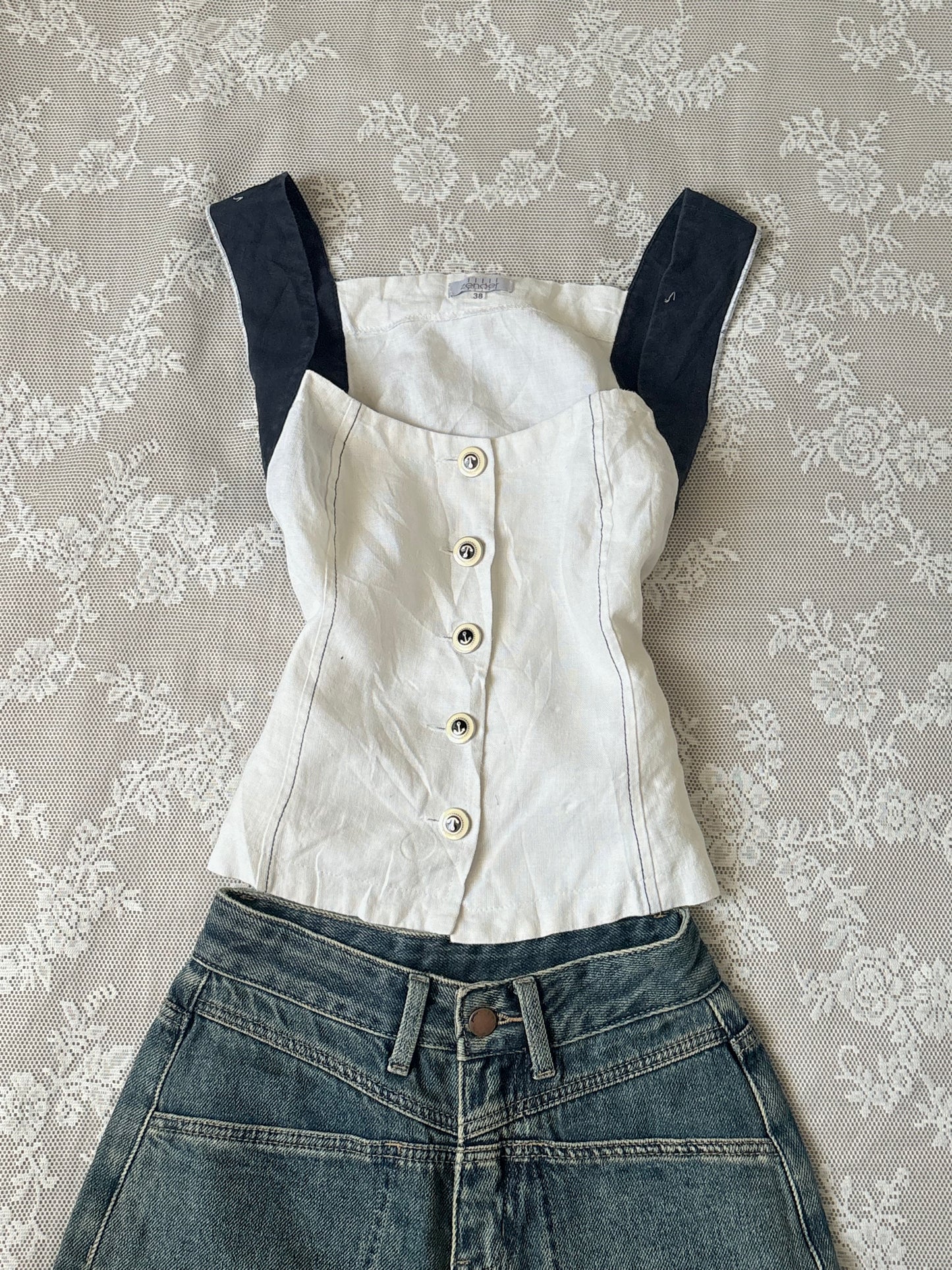 Navy contrast top