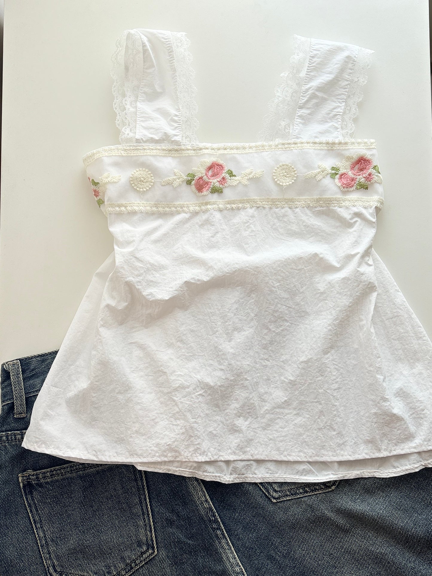 Daphne embroidered top