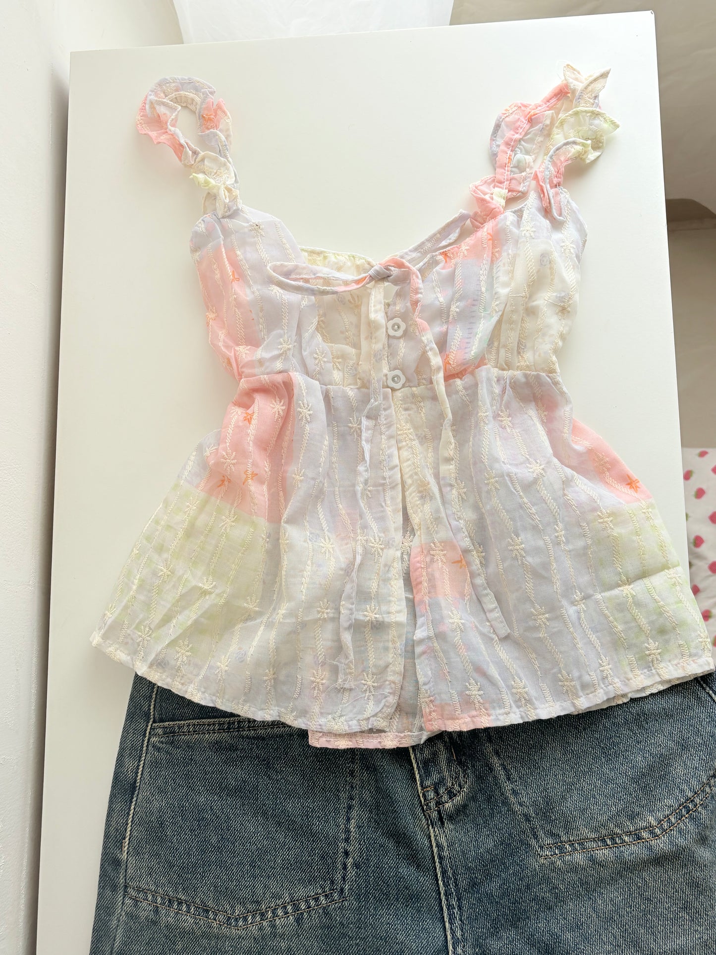 Milo colourful top