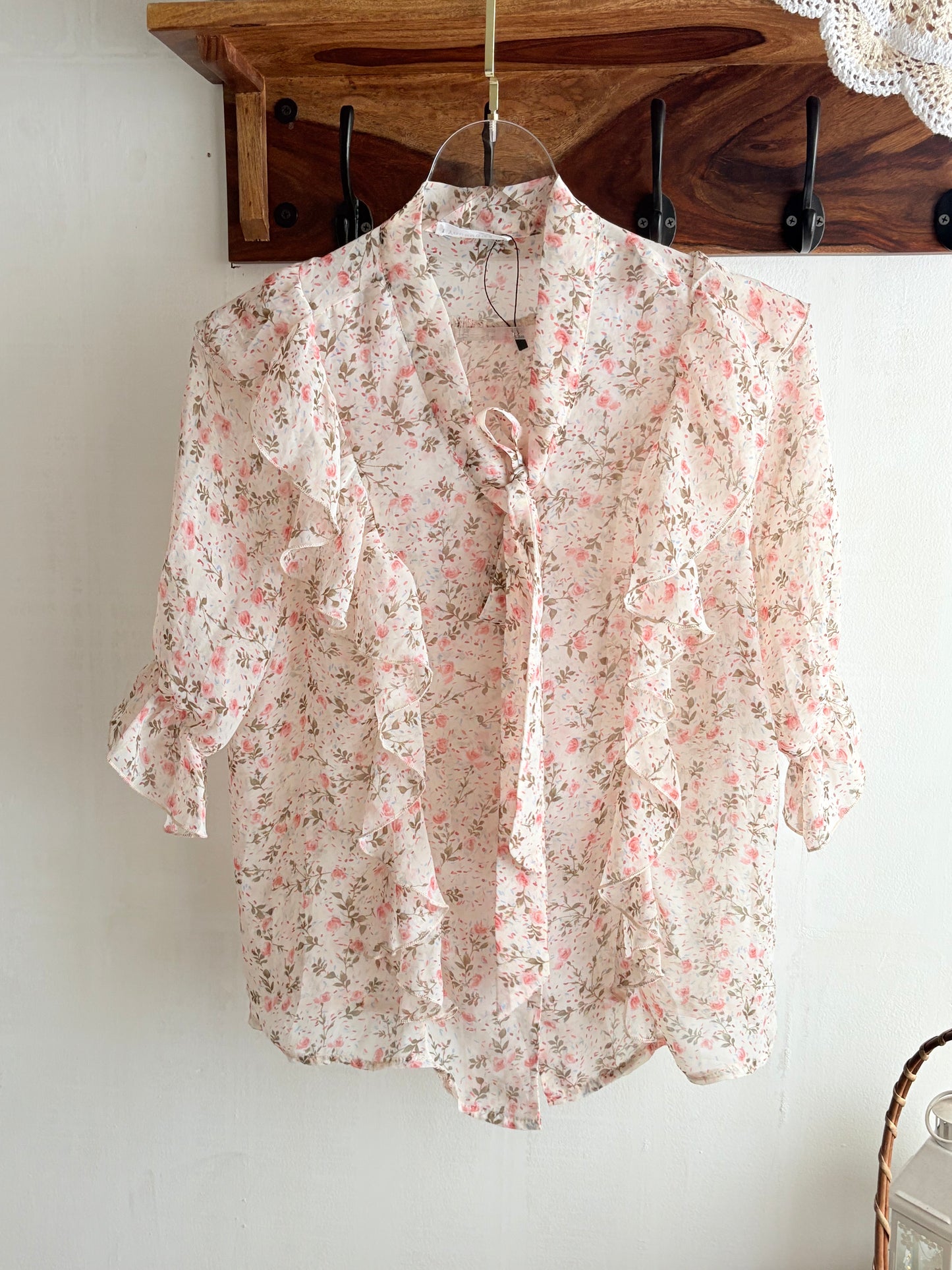 Floral ruffle top