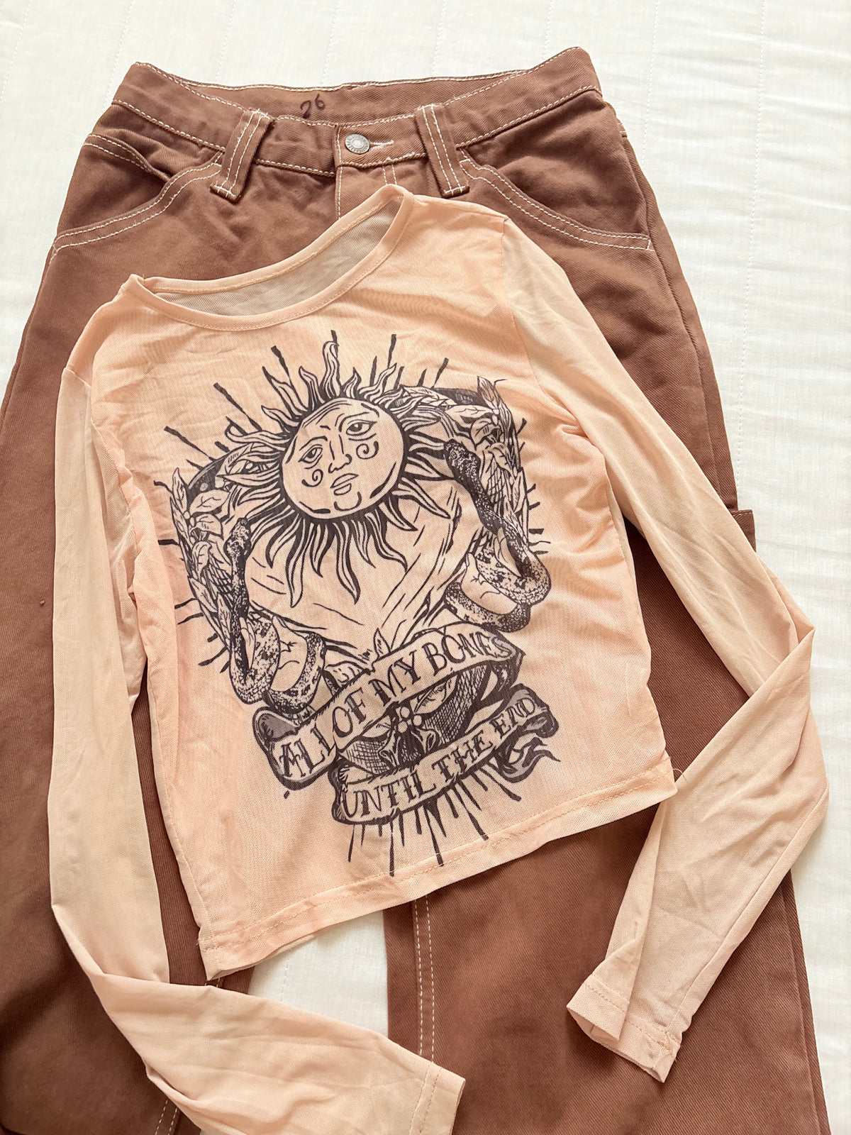 Mesh graphic top