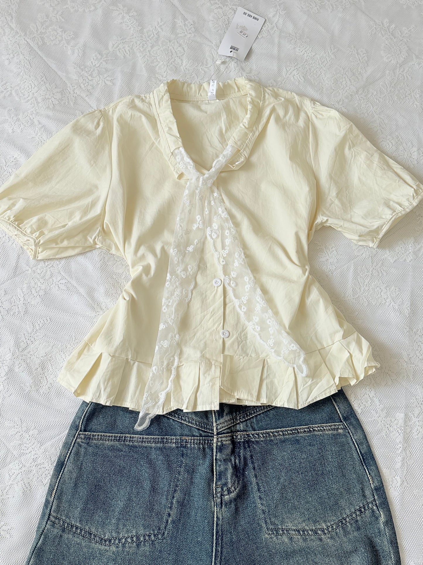 Yellow lace tie