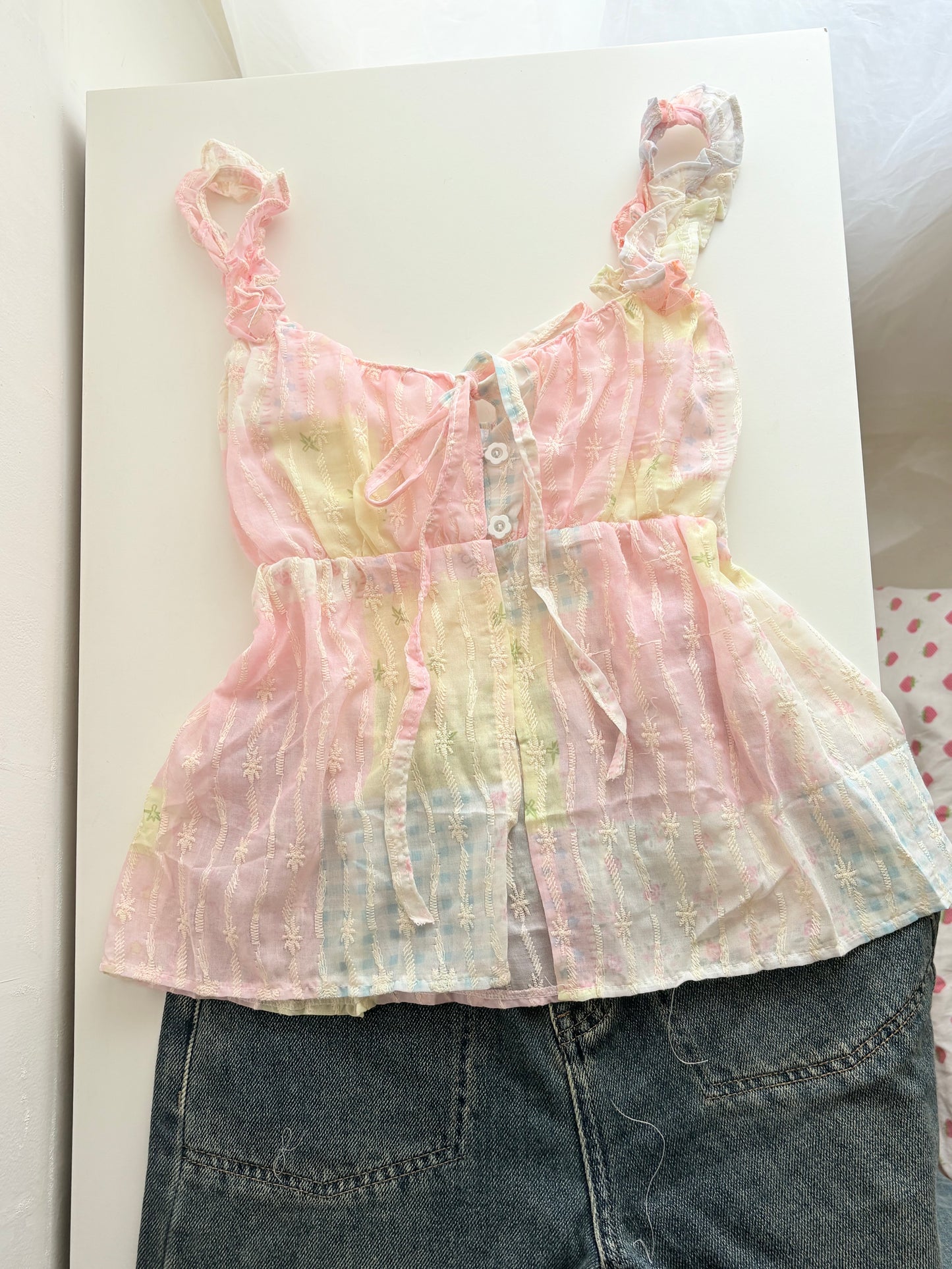 Milo colourful top