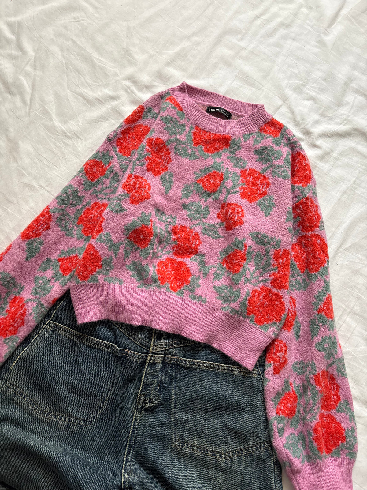 Roses pullover
