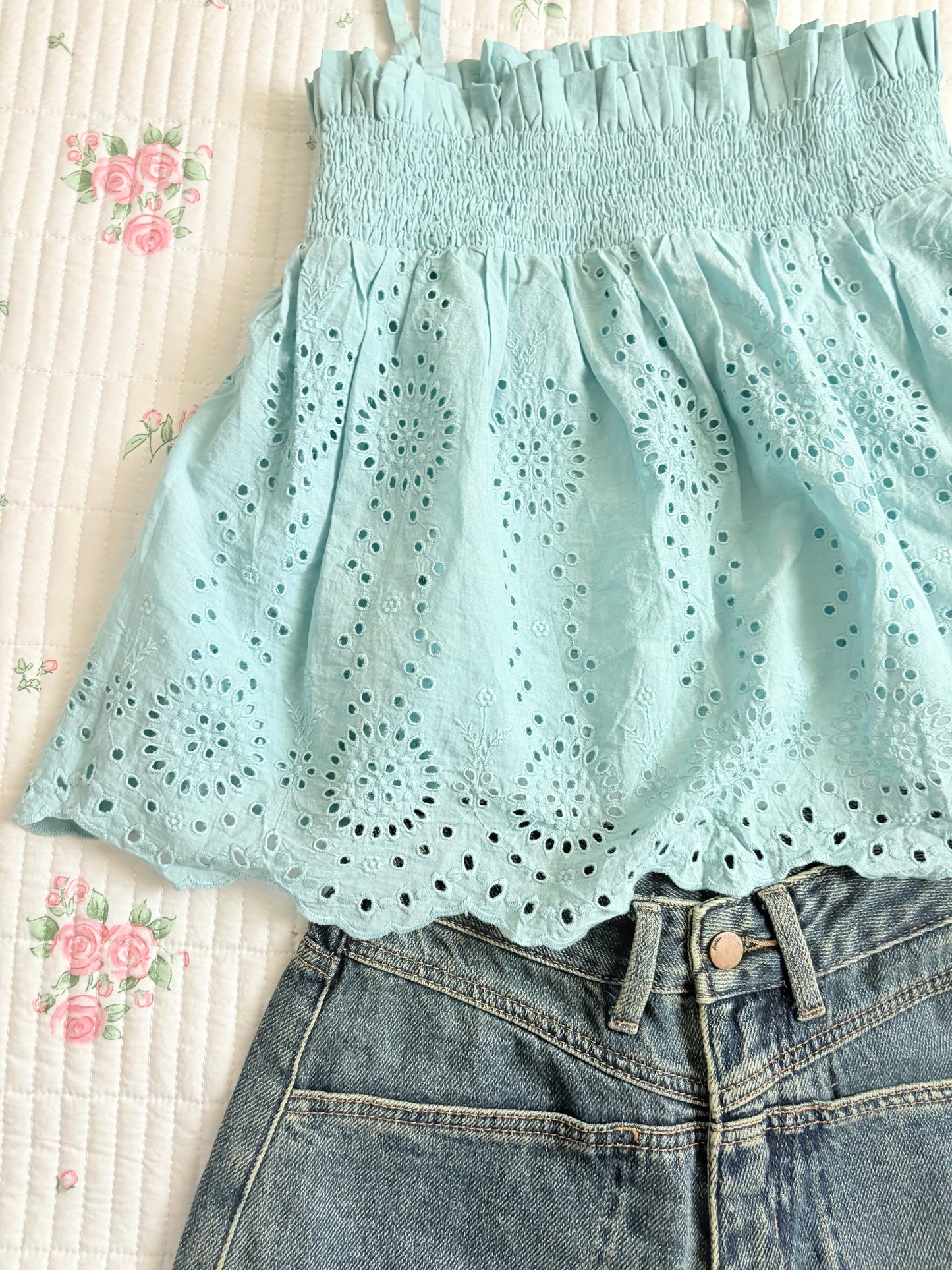 Blue eyelet