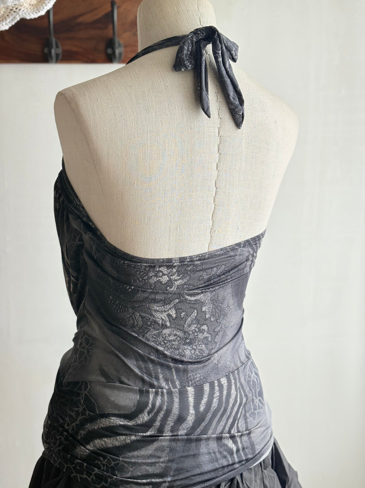 Halter y2k top