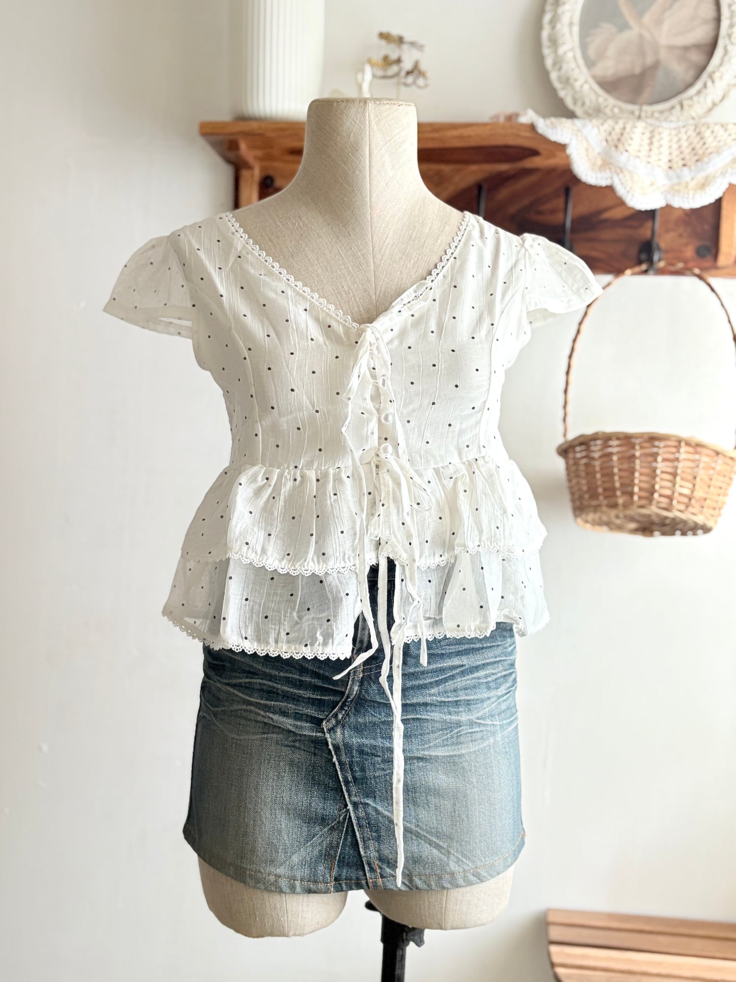 Daisy polka top