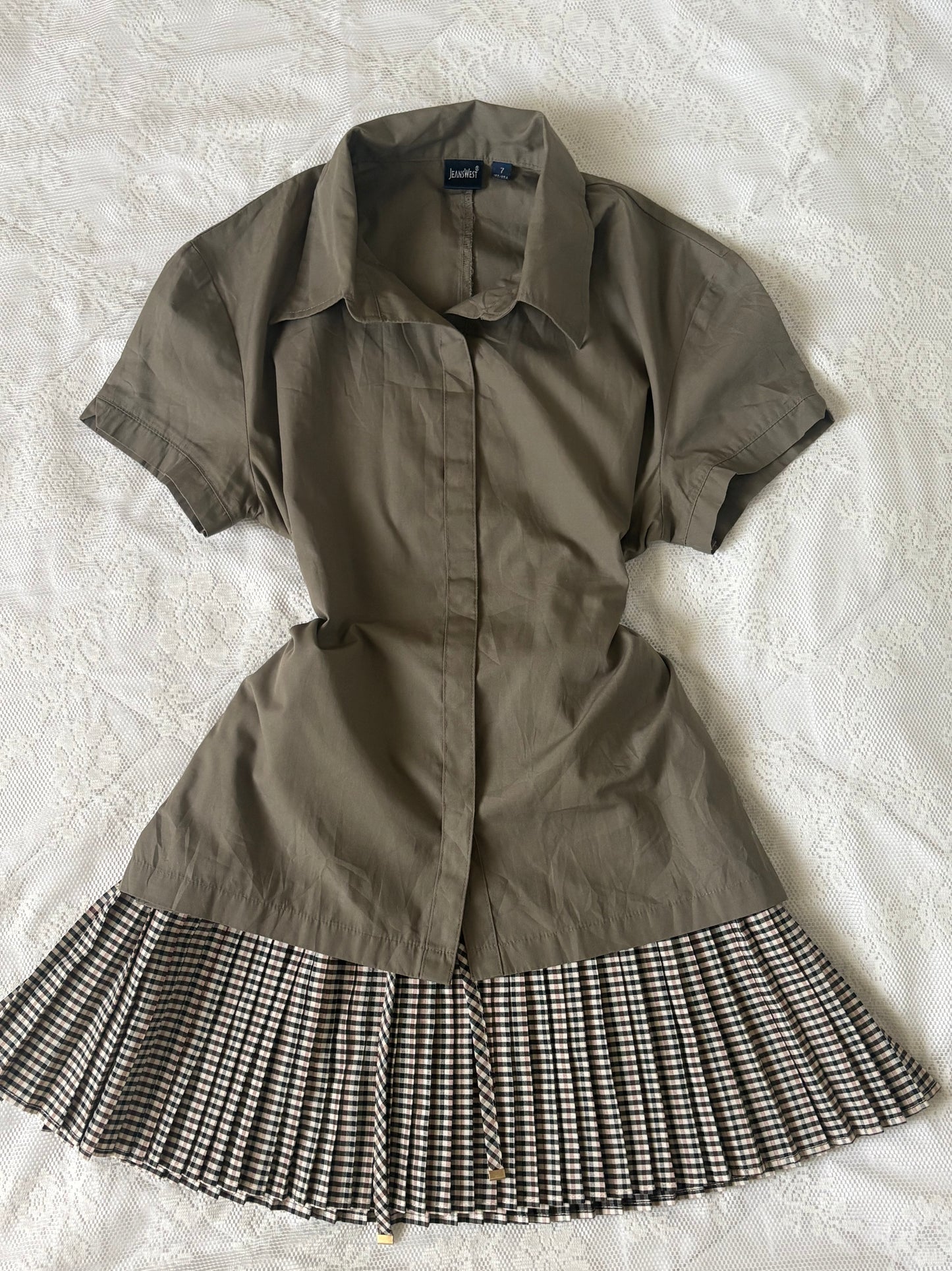 Grey fitted shirt