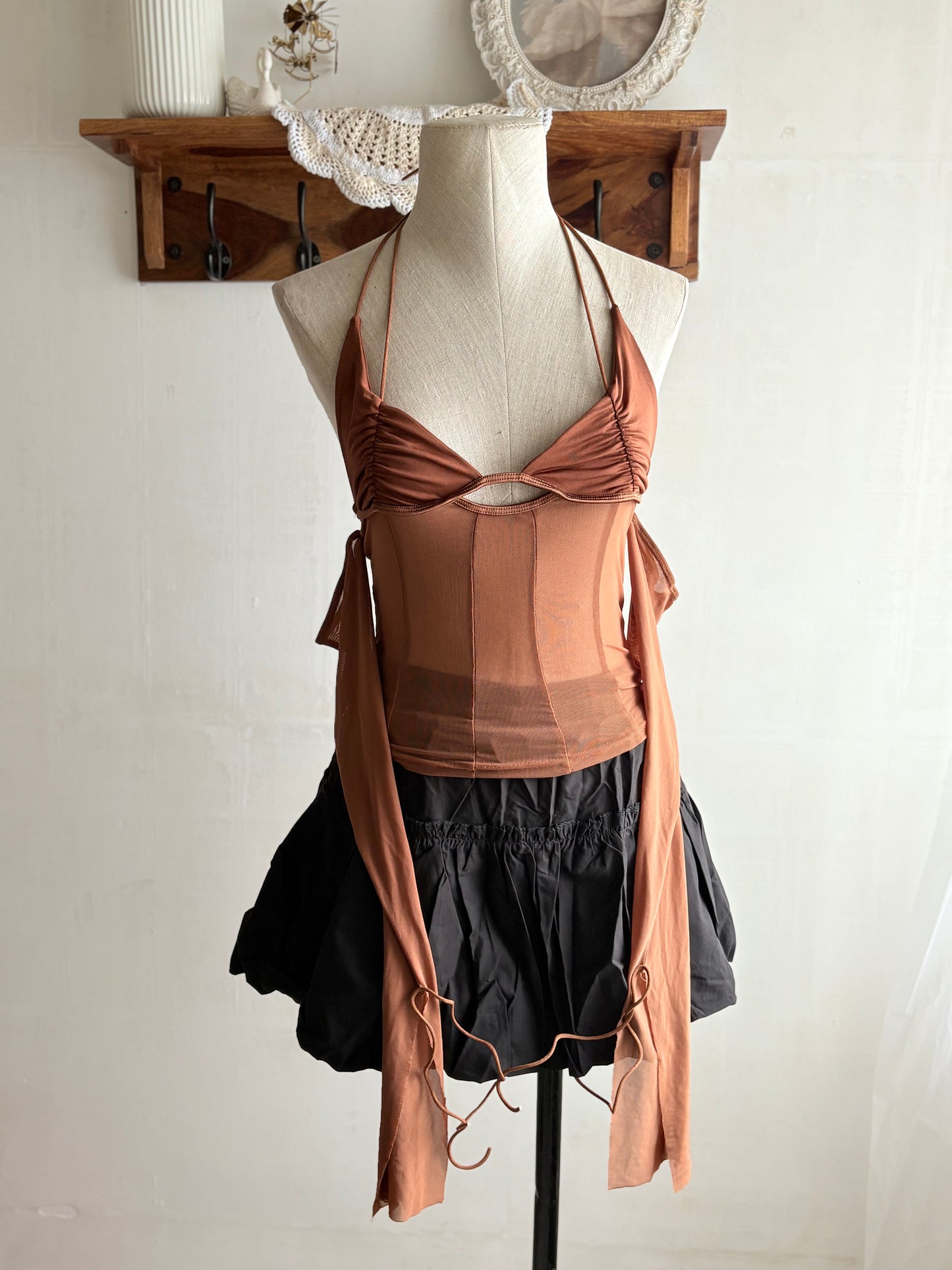 Brown off shoulder y2k