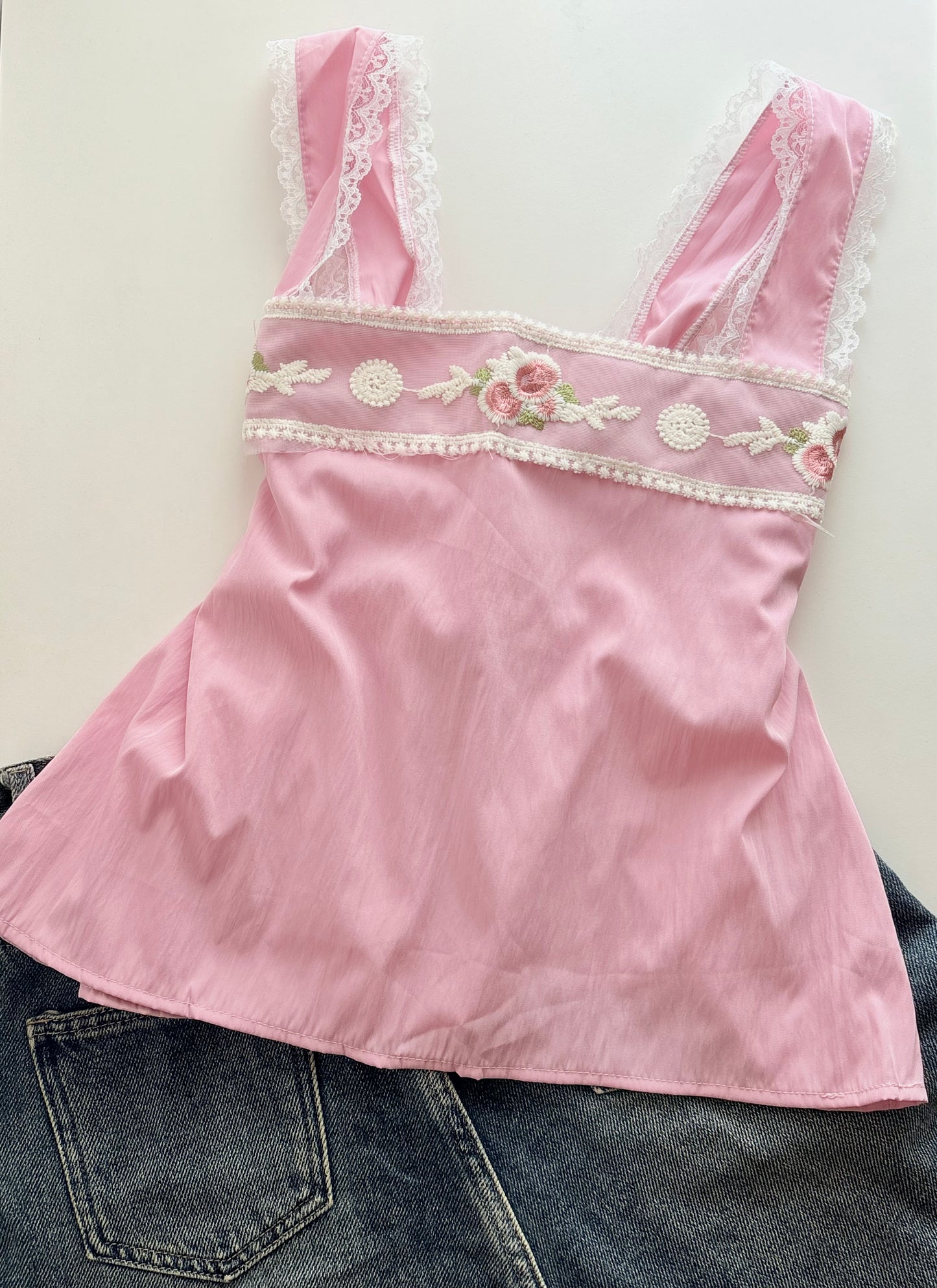 Daphne embroidered top