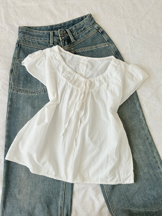 White cottage top