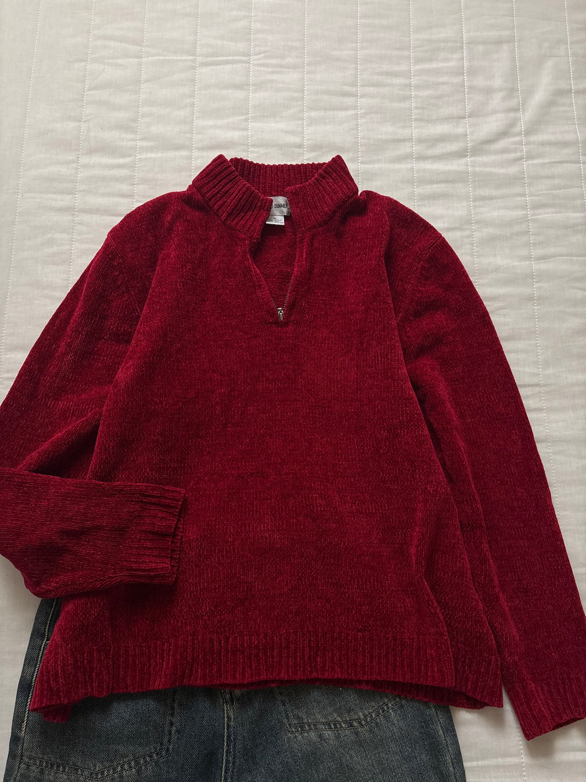 Red zipper