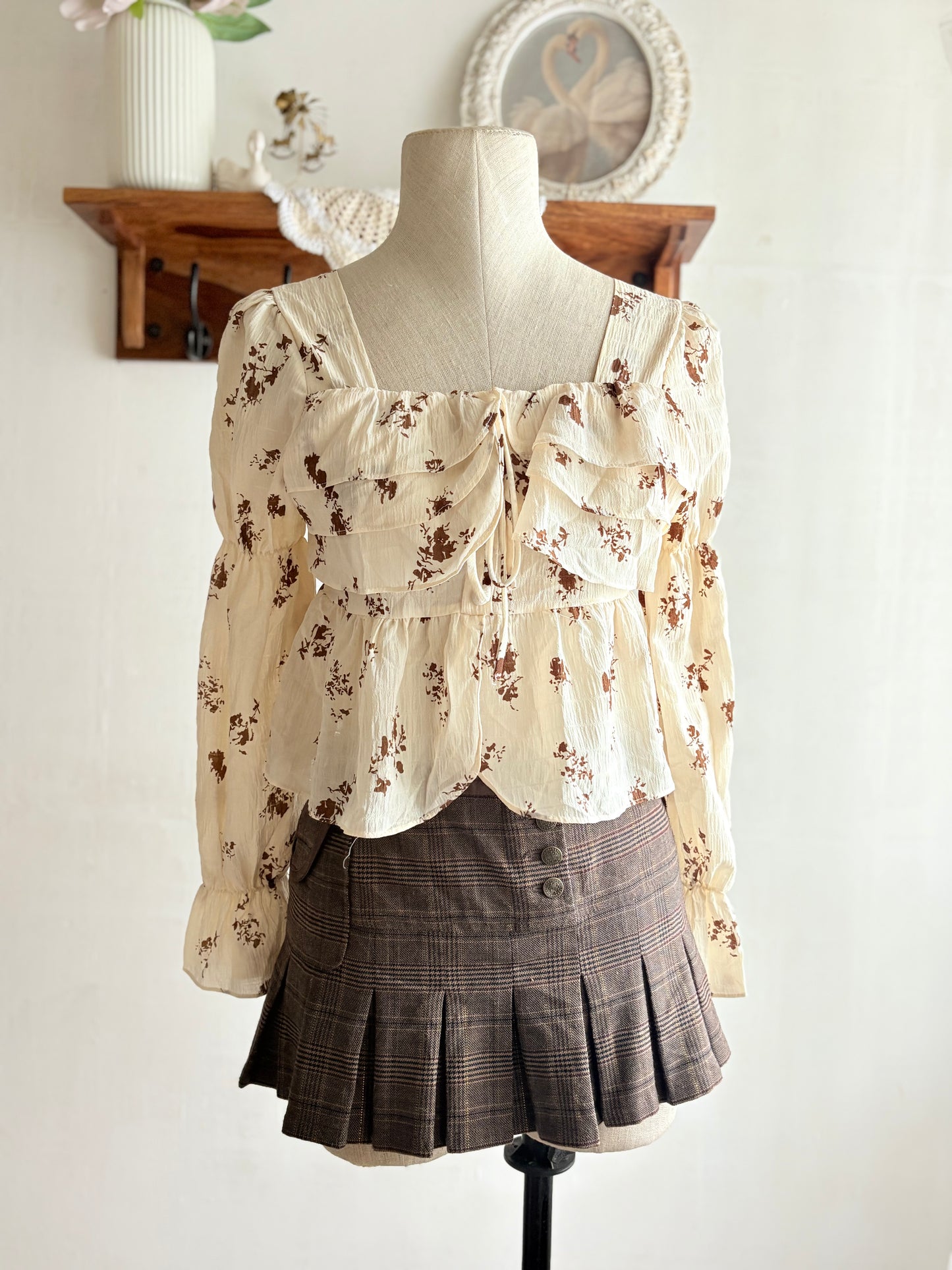 Brown floral ruffle