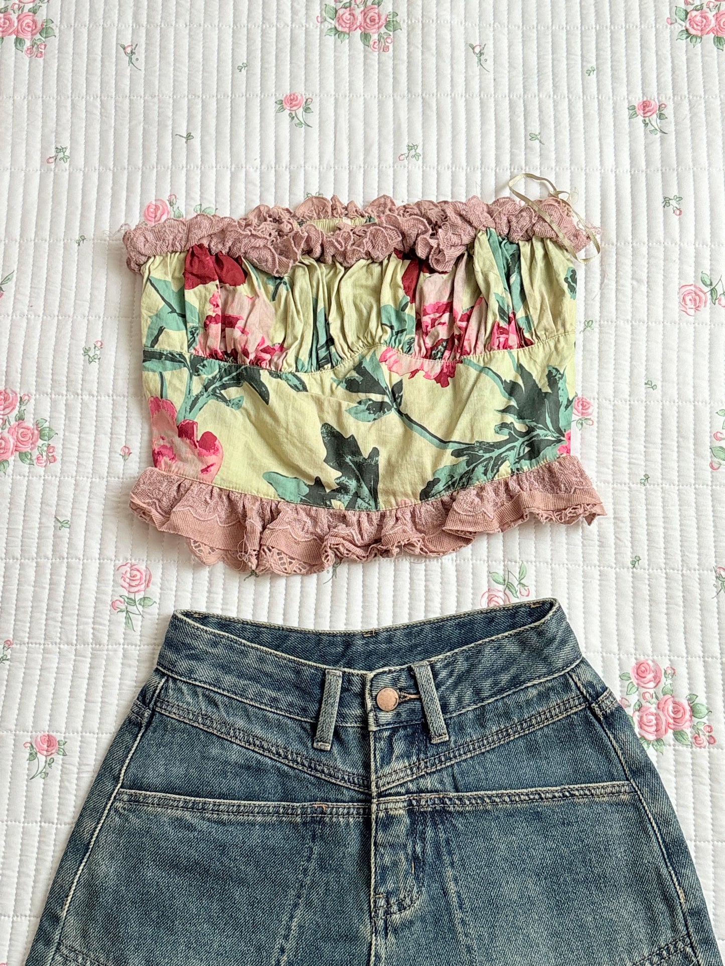 Floral tube