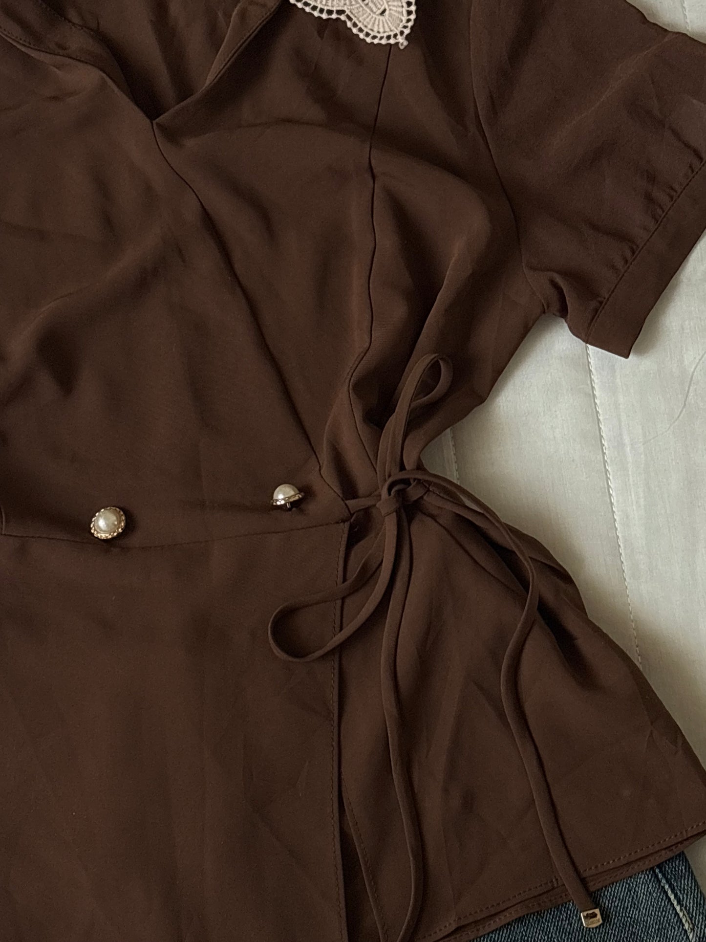 Brown tie top
