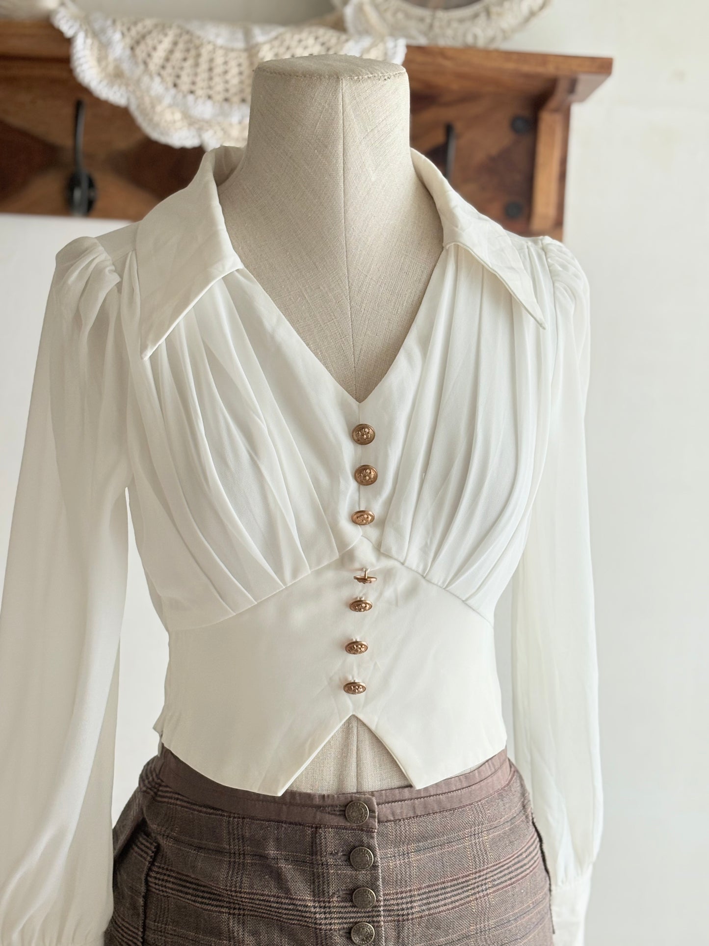 White buttoned full sleeves