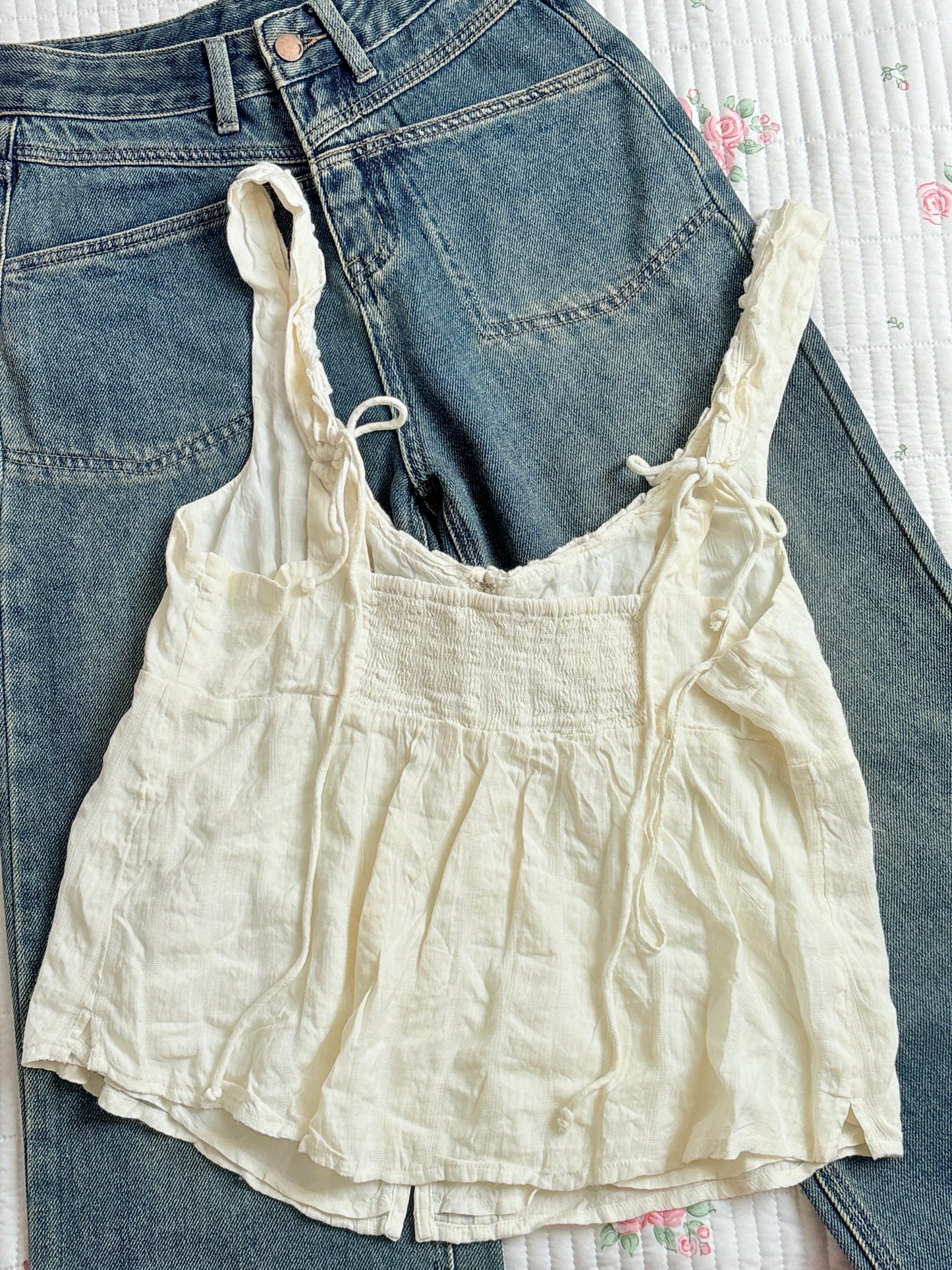 Cream tie top