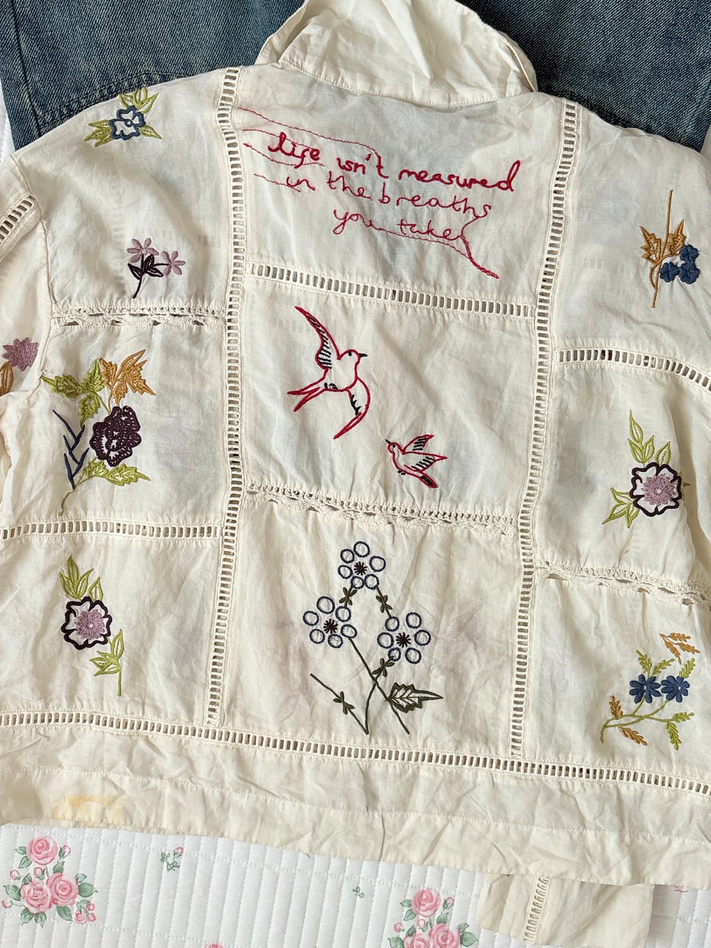 Embroidered spring shirt