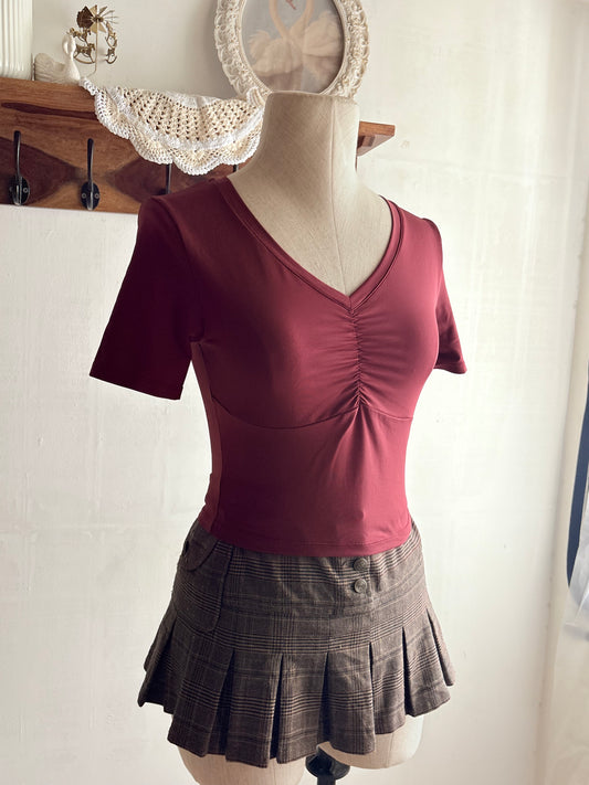 Maroon fitted top