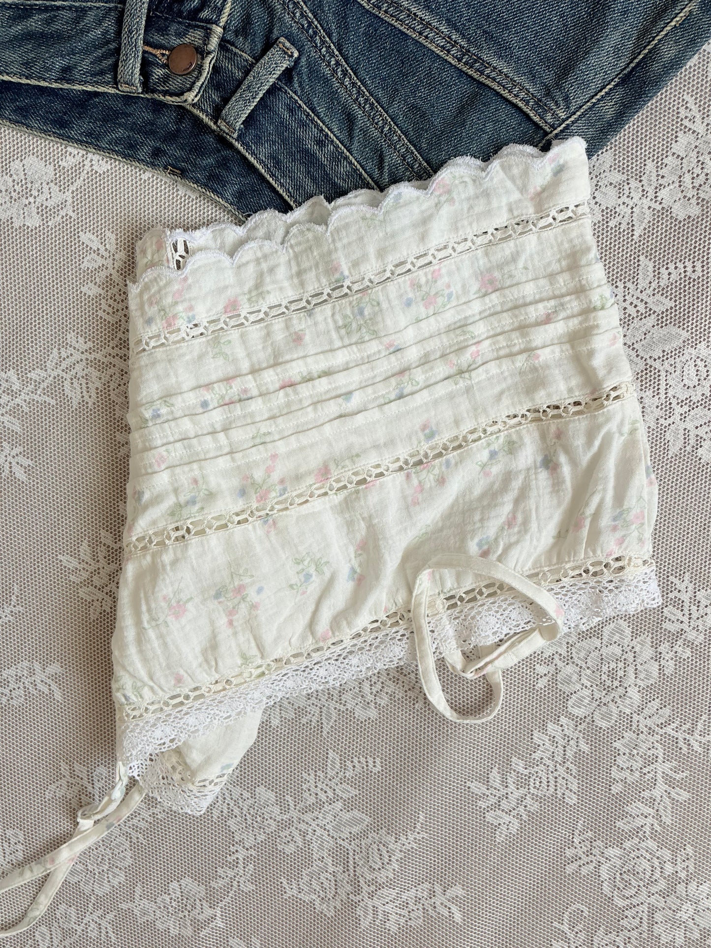 Floral muslin cami top