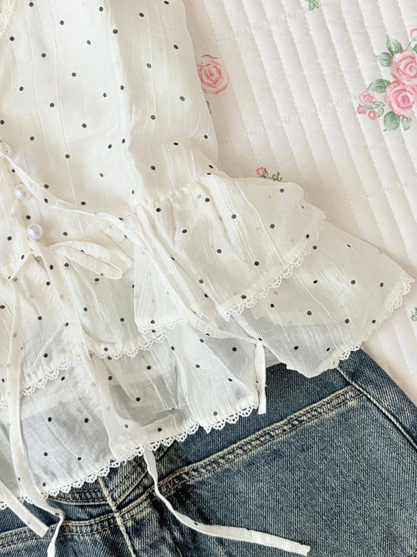 Daisy polka top