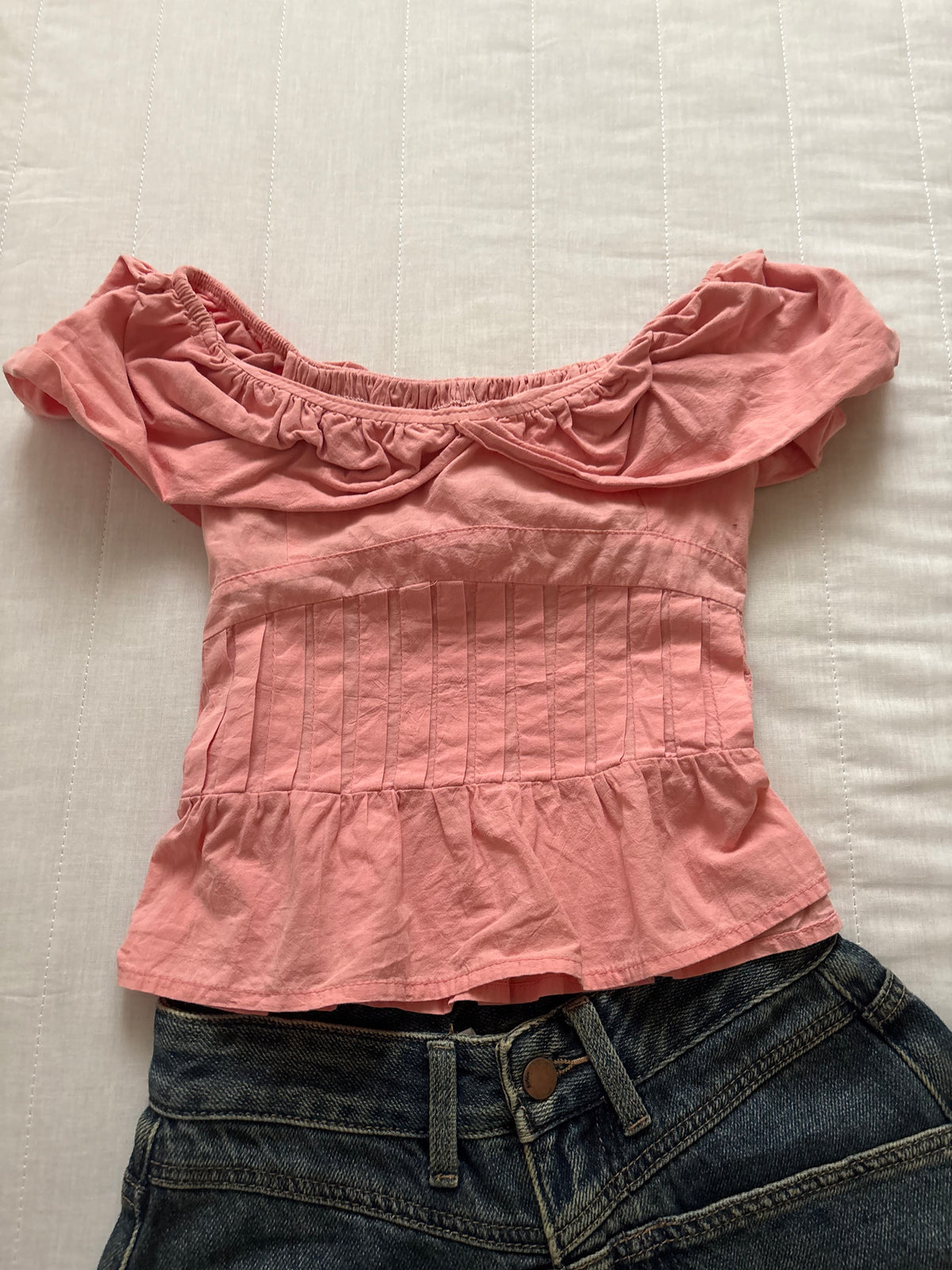 Peach off shoulder