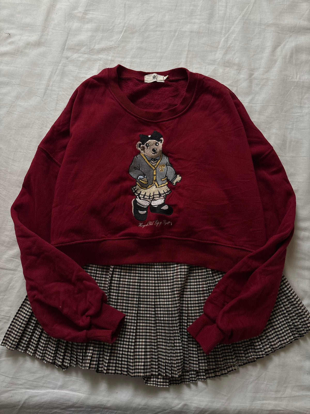 Bear pullover
