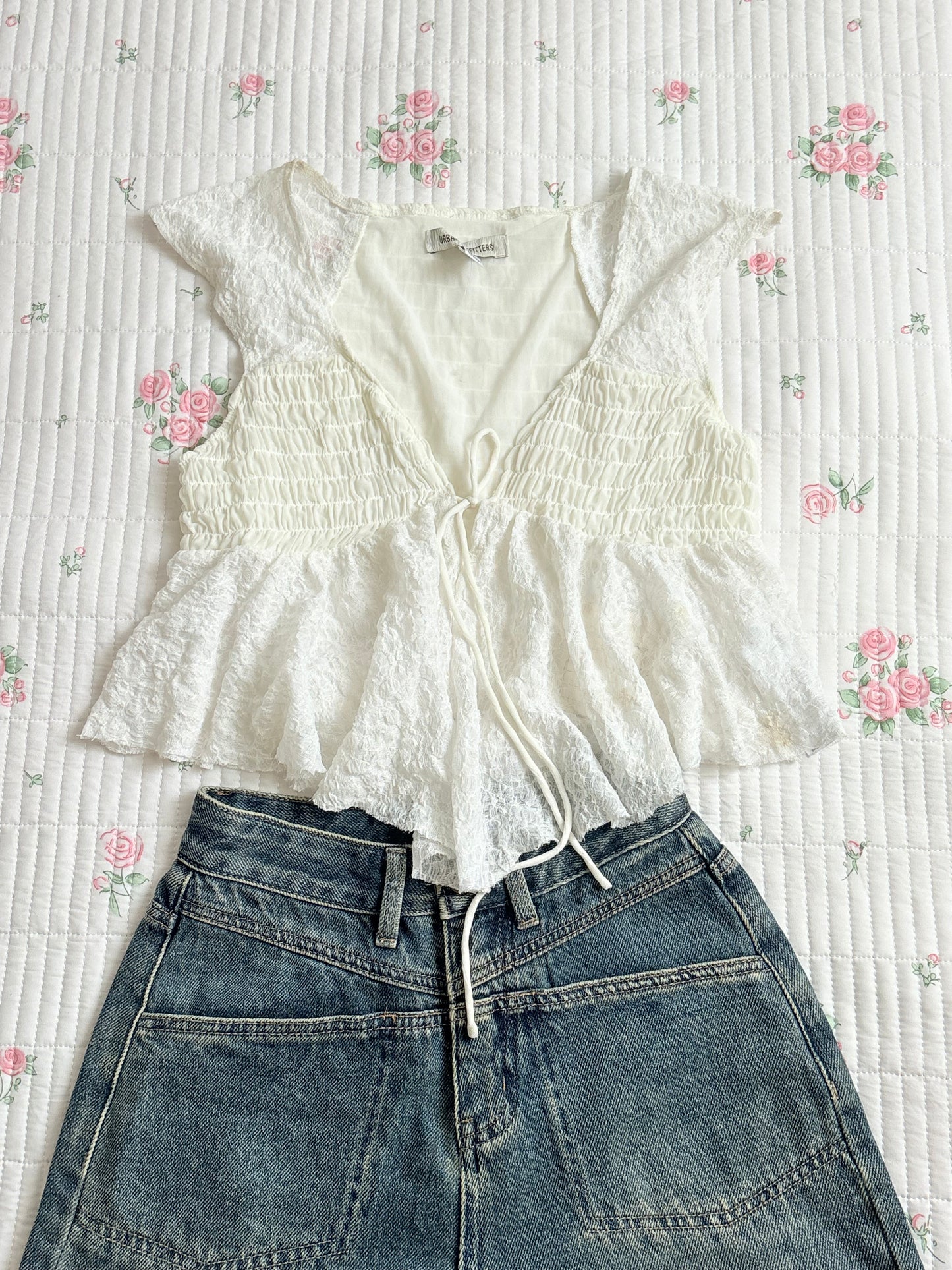 White  tie top