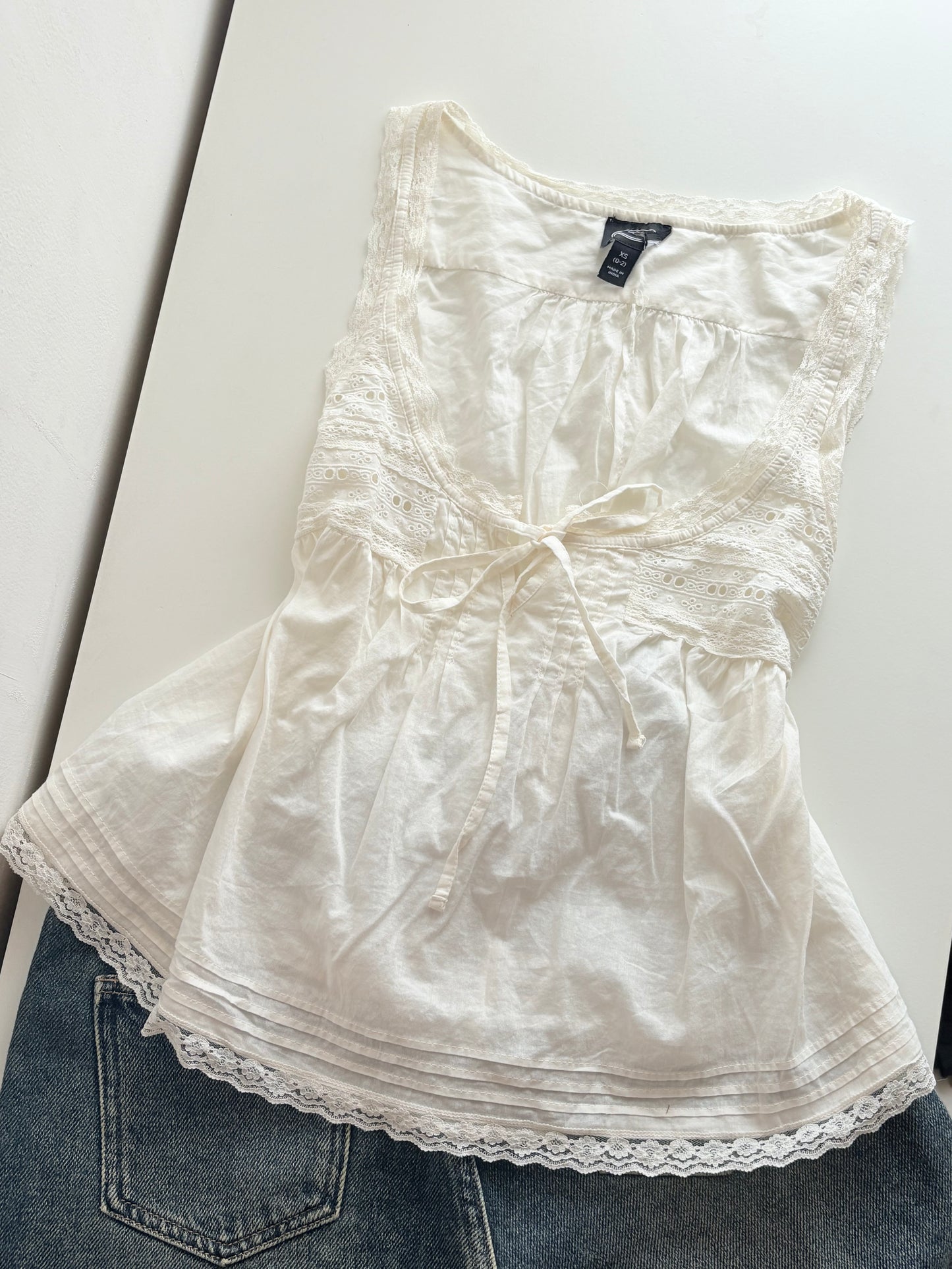 White cotton top