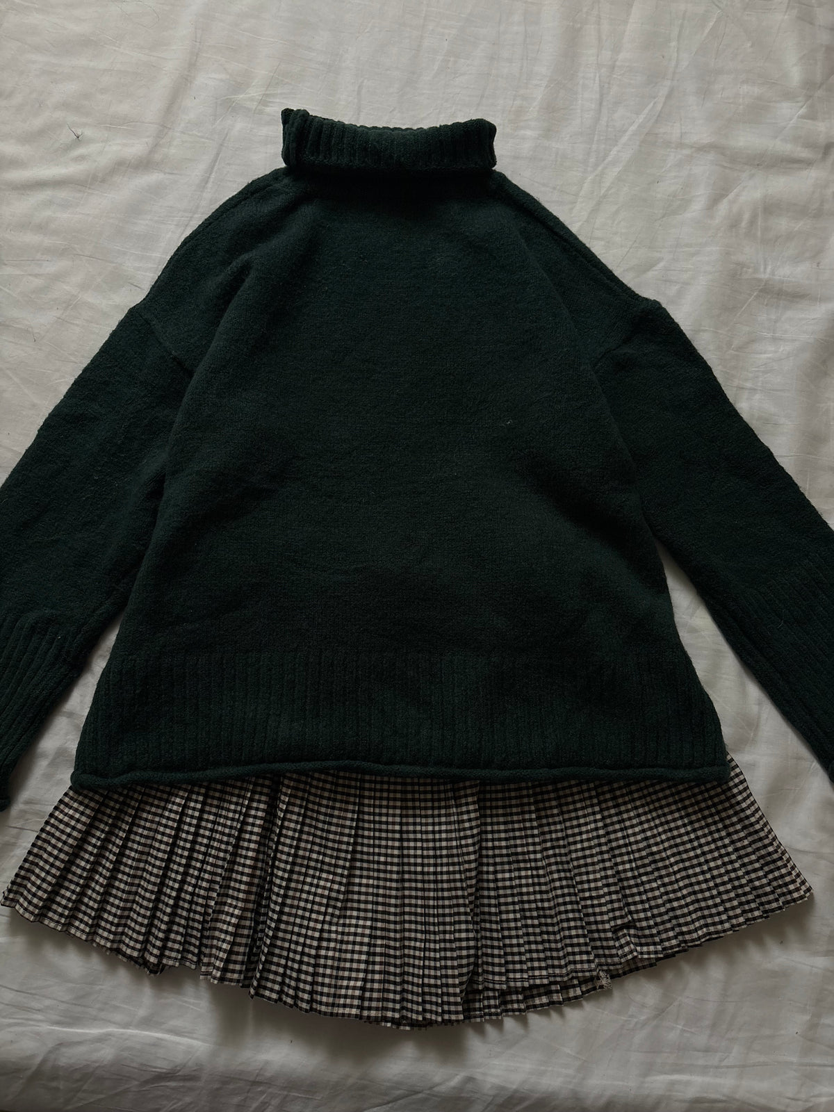 Forest green pullover