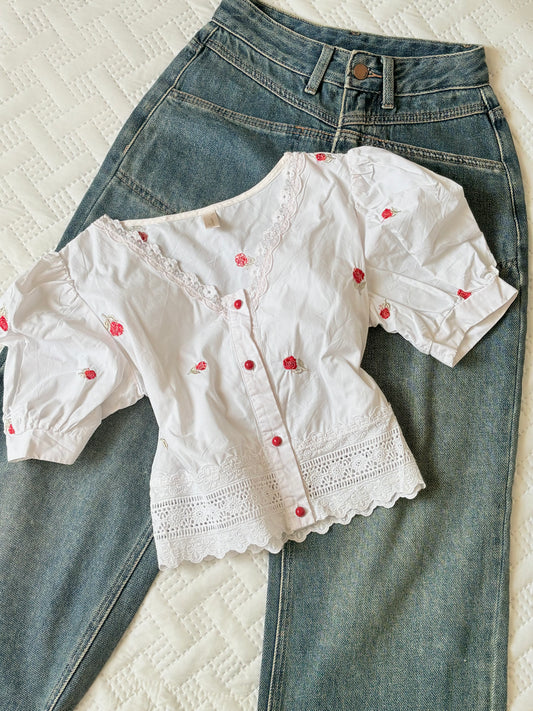 Roses embroidered top