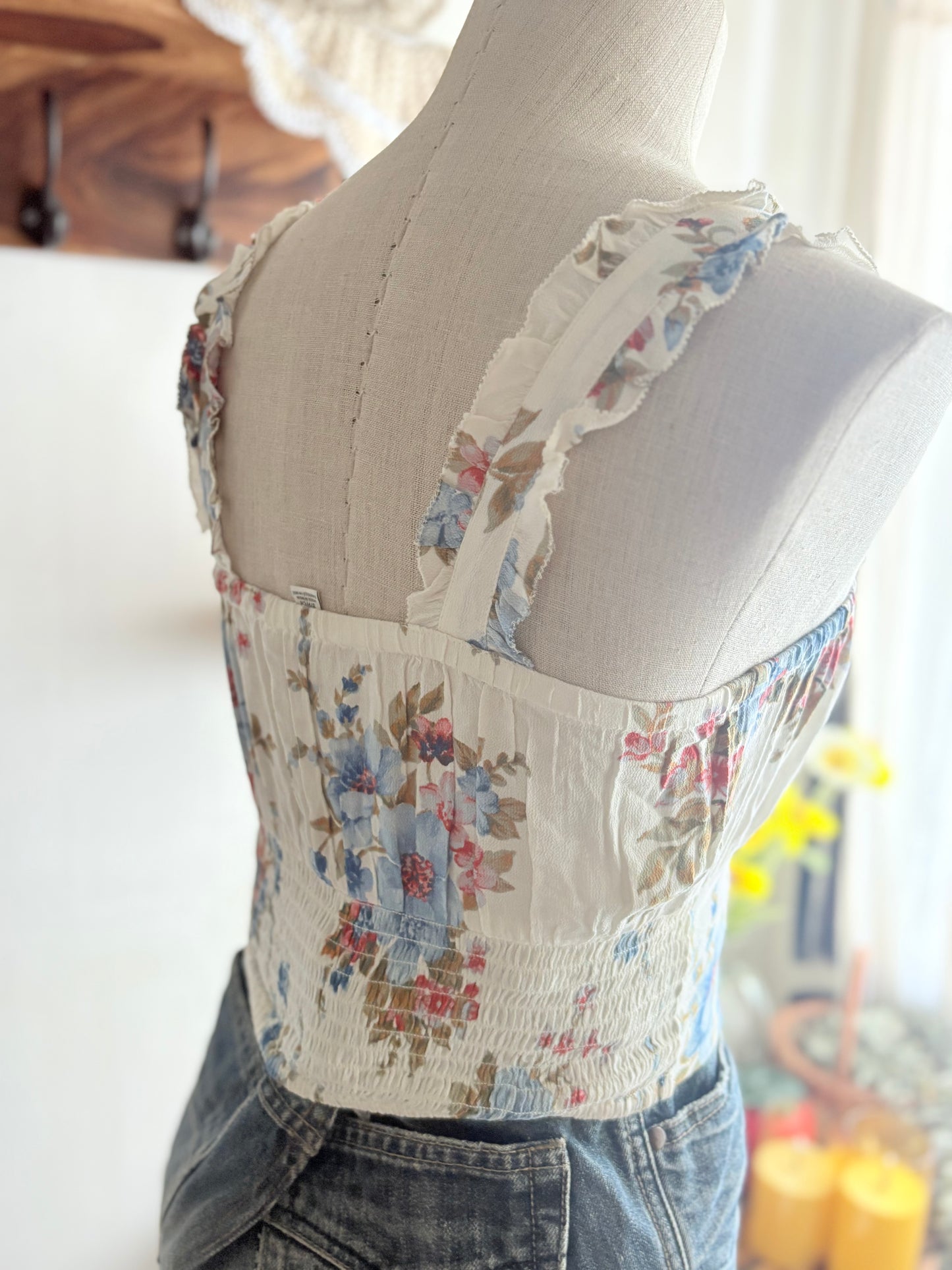 Blue floral top