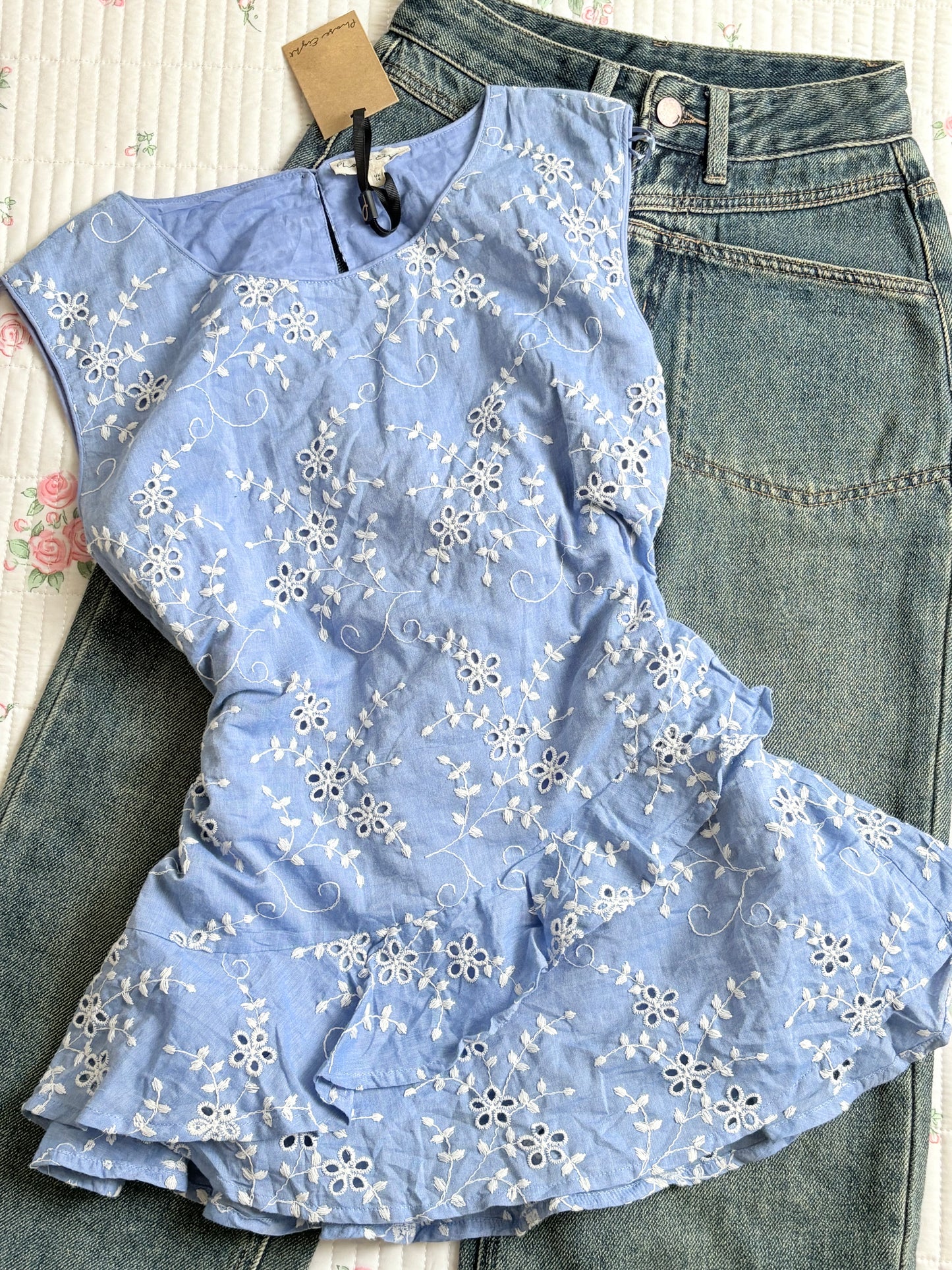 Blue embroidered rop