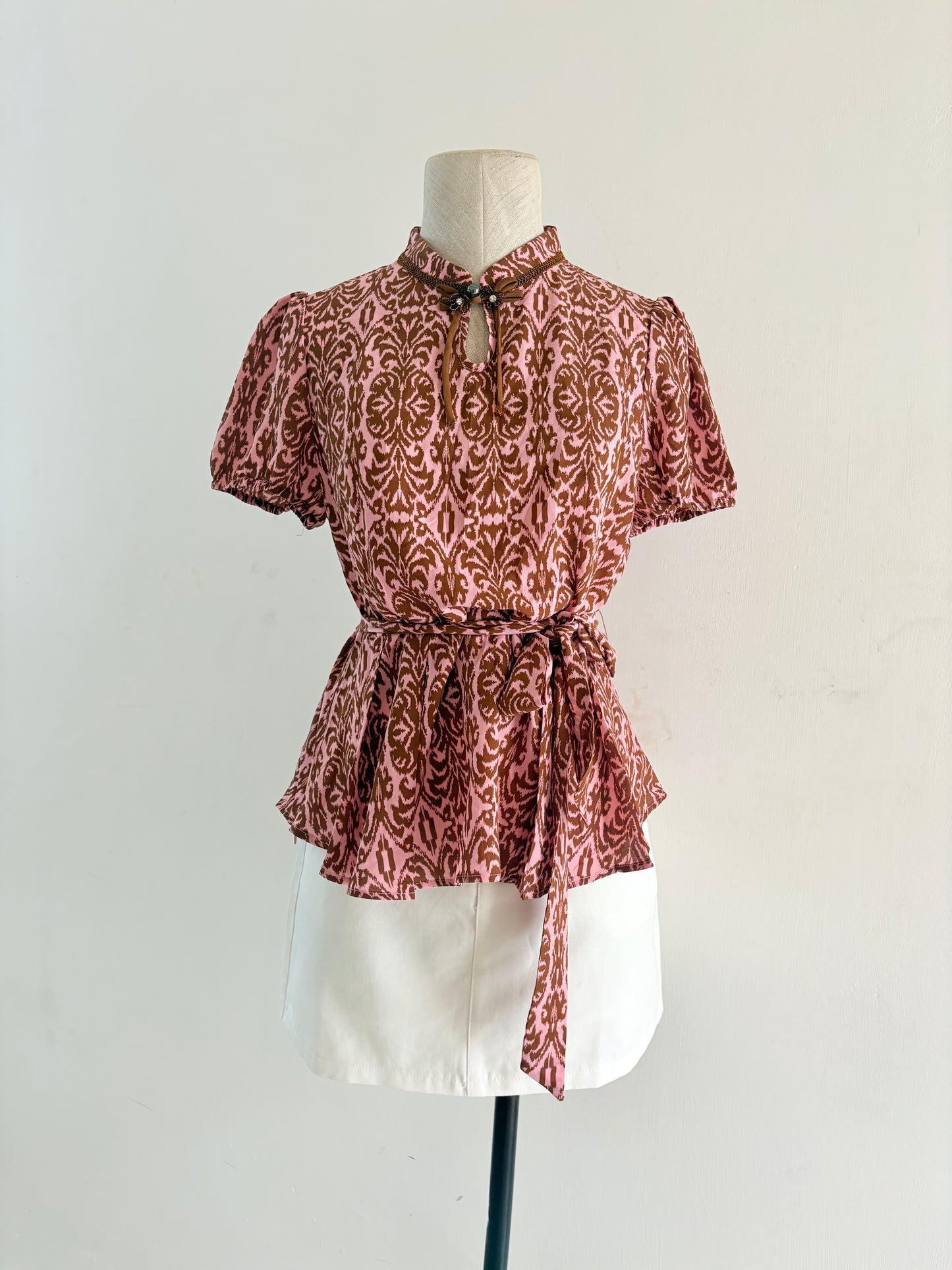 Pink brown tie top