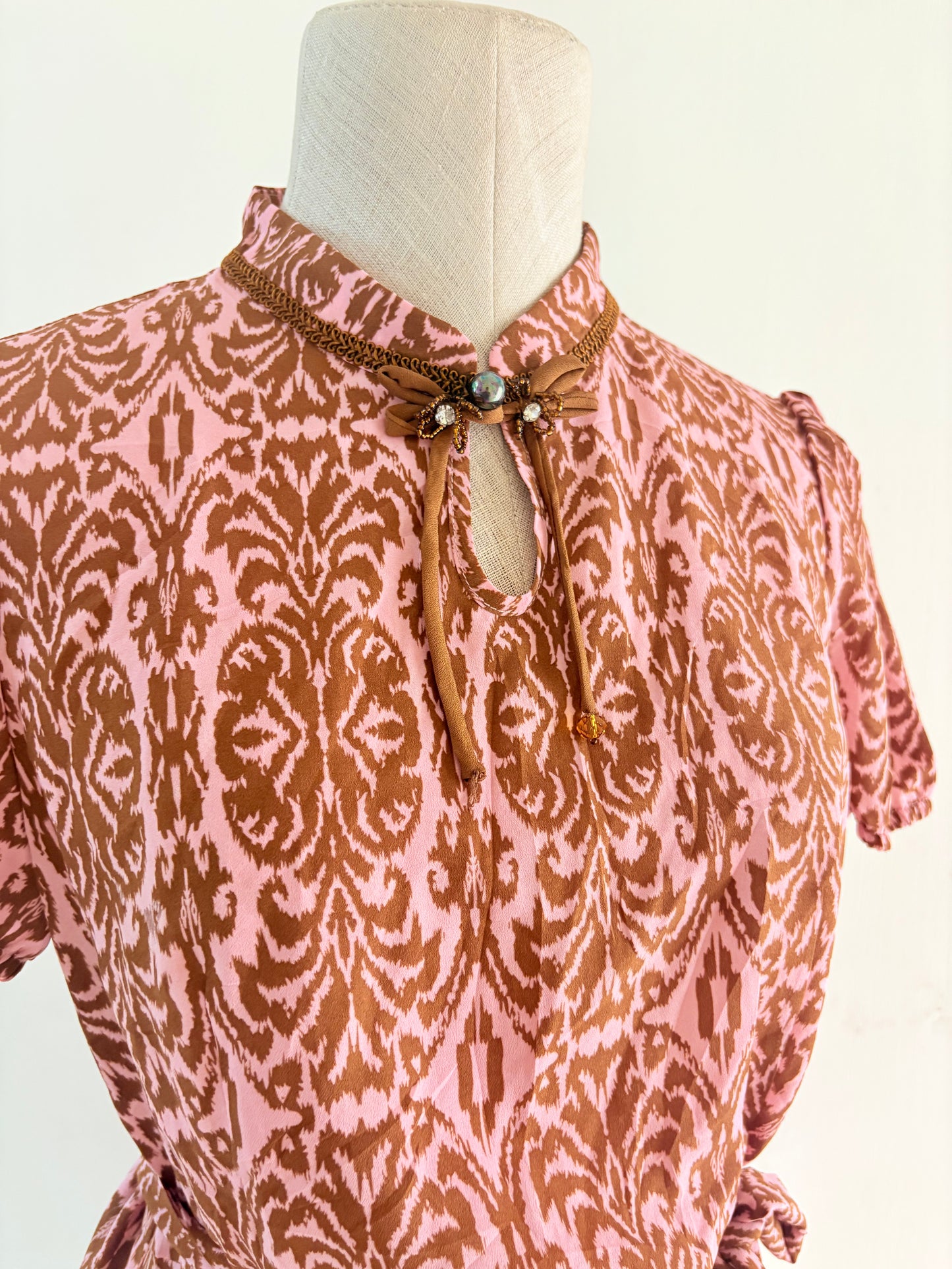 Pink brown tie top